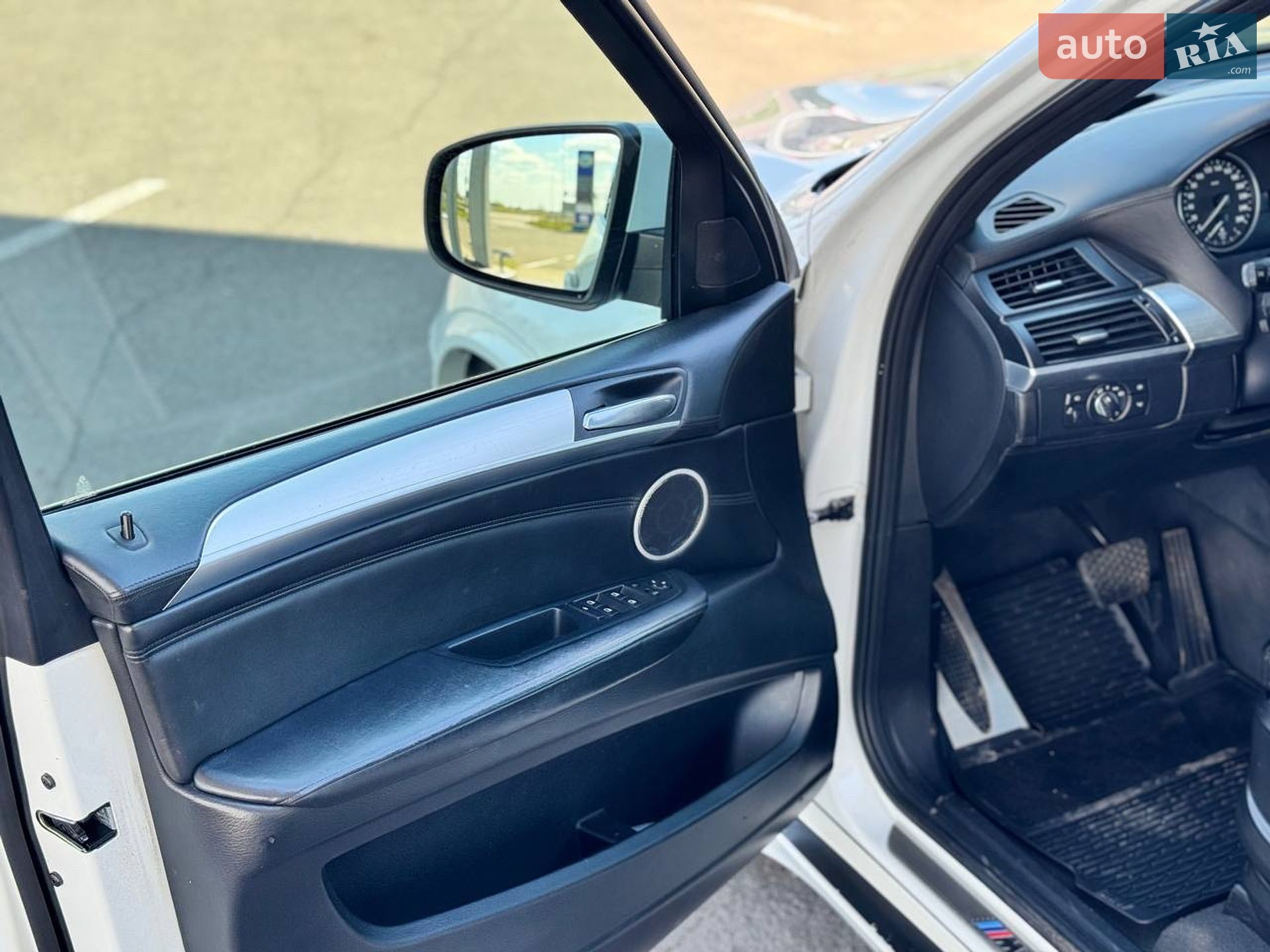 BMW X5 2011 VIN WBAZW61070L572749 фото оголошення 36 з 72