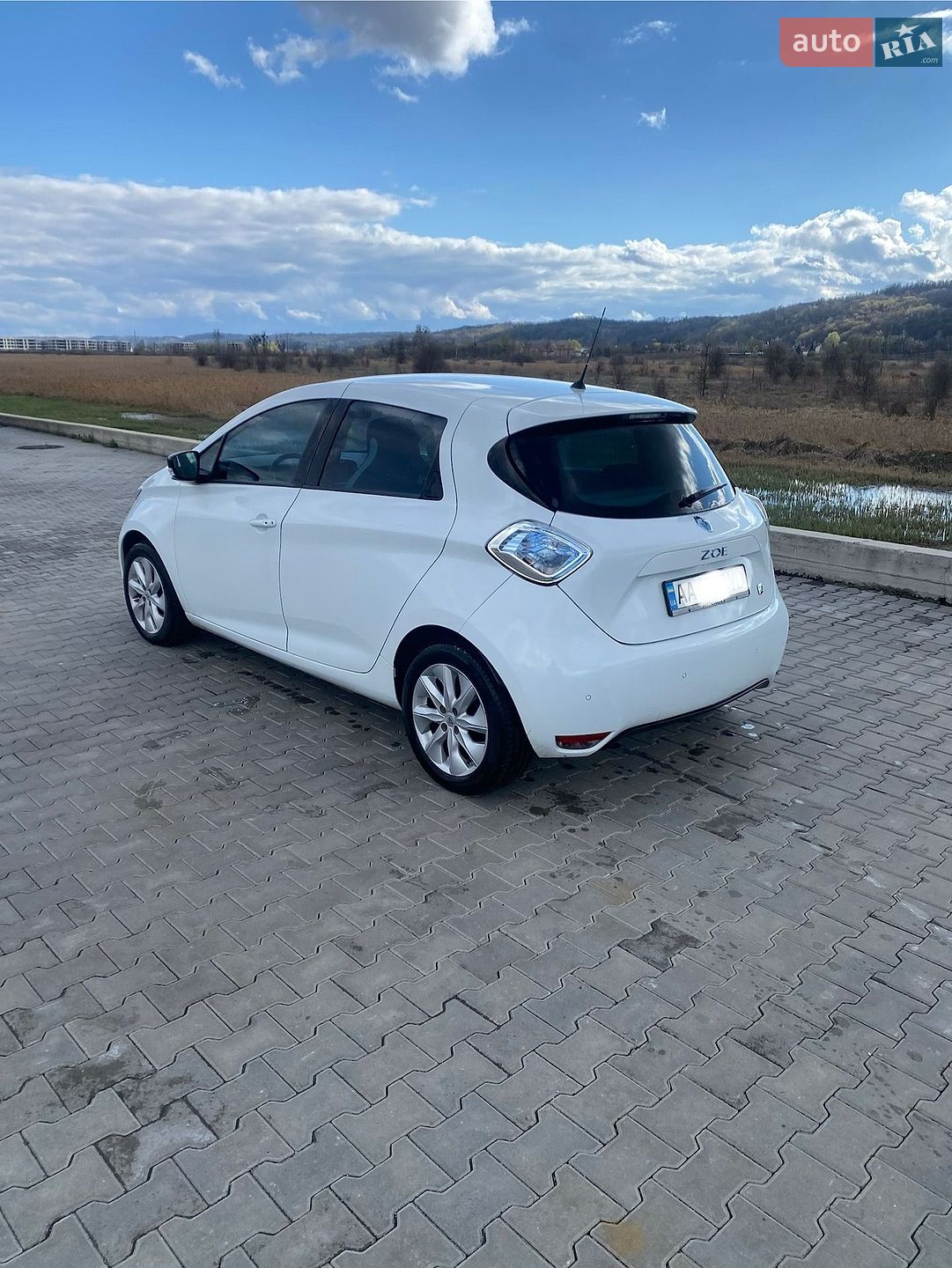 Renault Zoe 2015 VIN VF1AGVYB053537592 фото оголошення 4 з 5