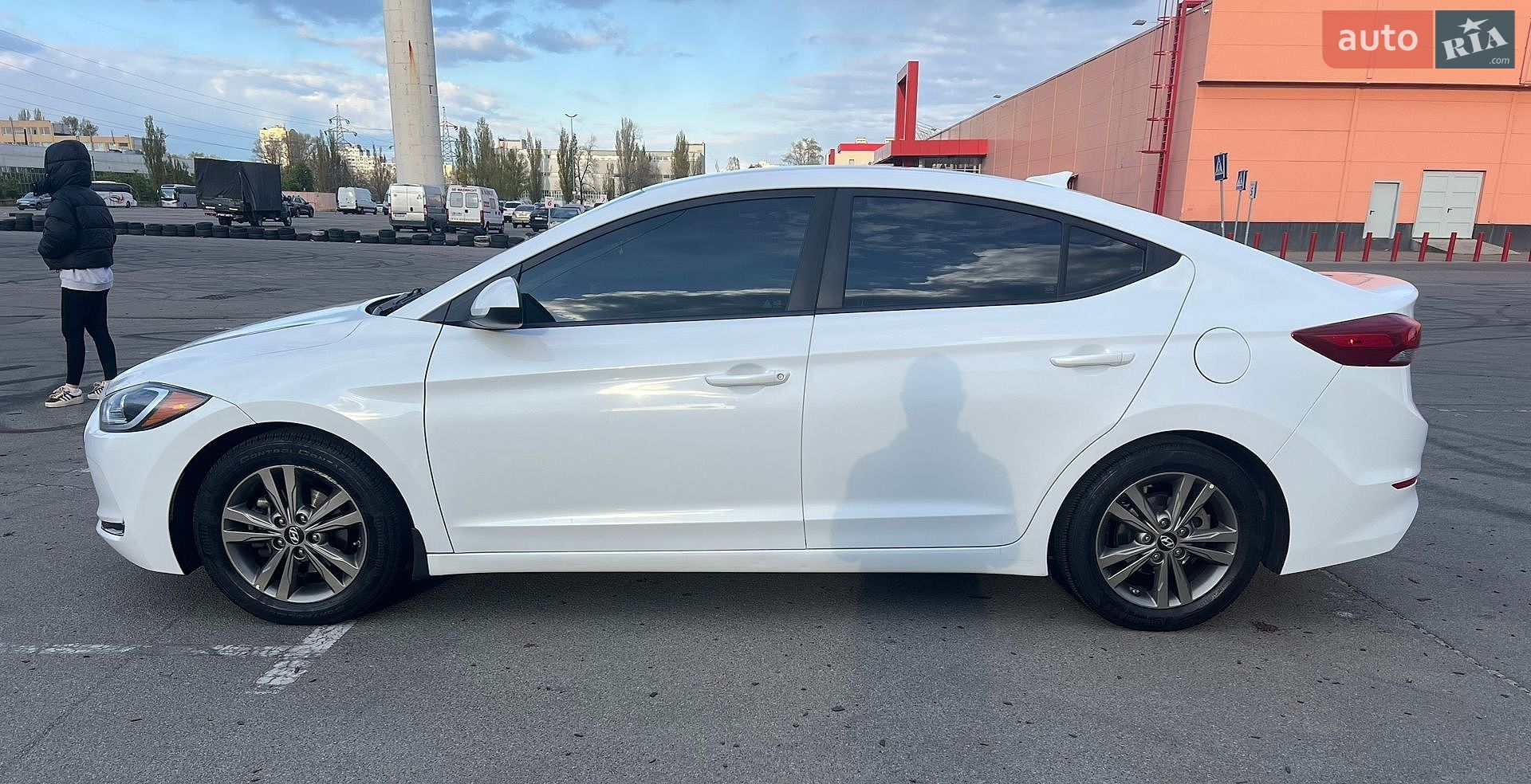 Hyundai Elantra 2018 VIN 5NPD84LF4JH346817 фото оголошення 7 з 17