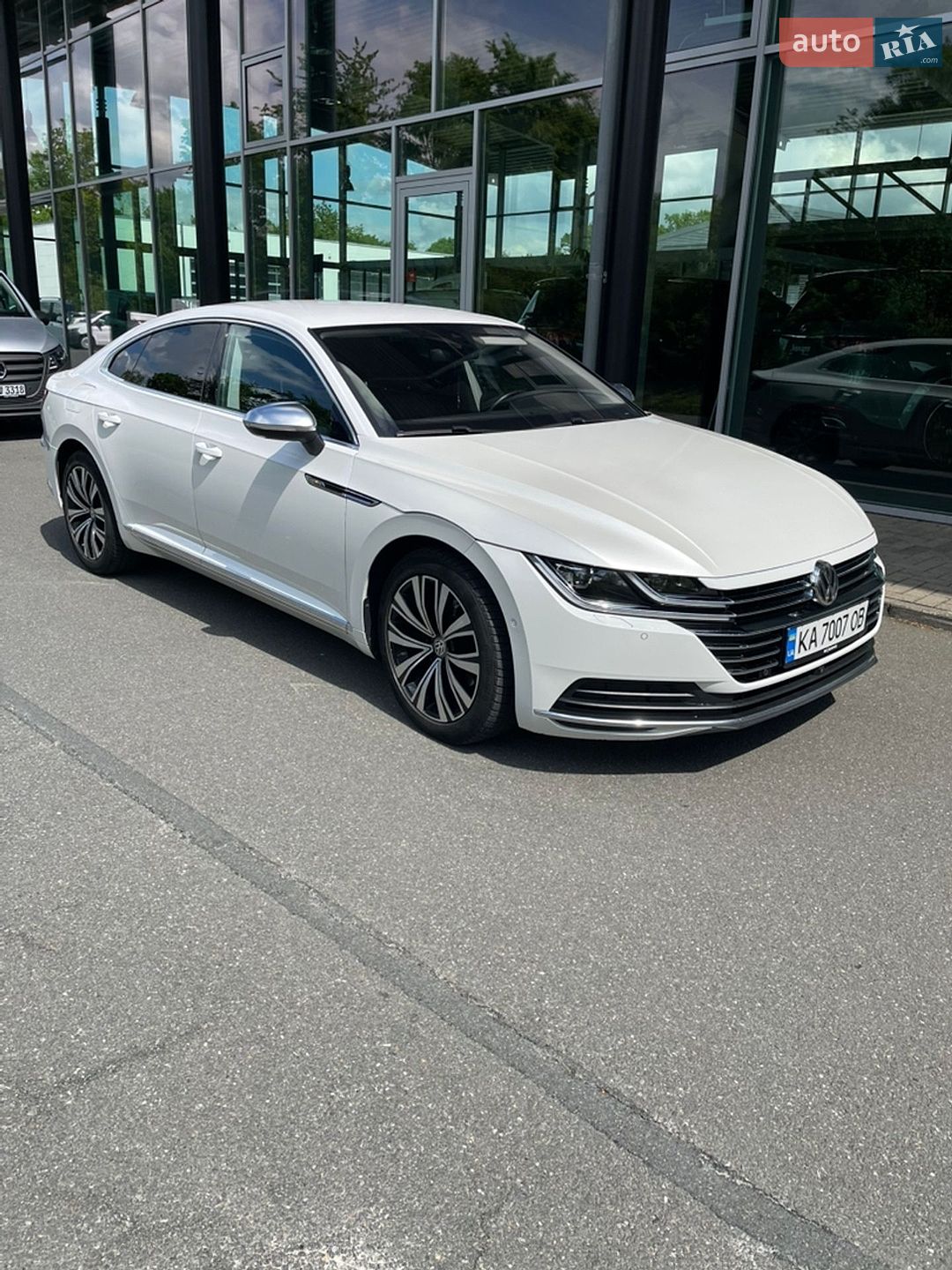 Volkswagen Arteon 2017 VIN WVWZZZ3HZJE514317 фото оголошення 7 з 52