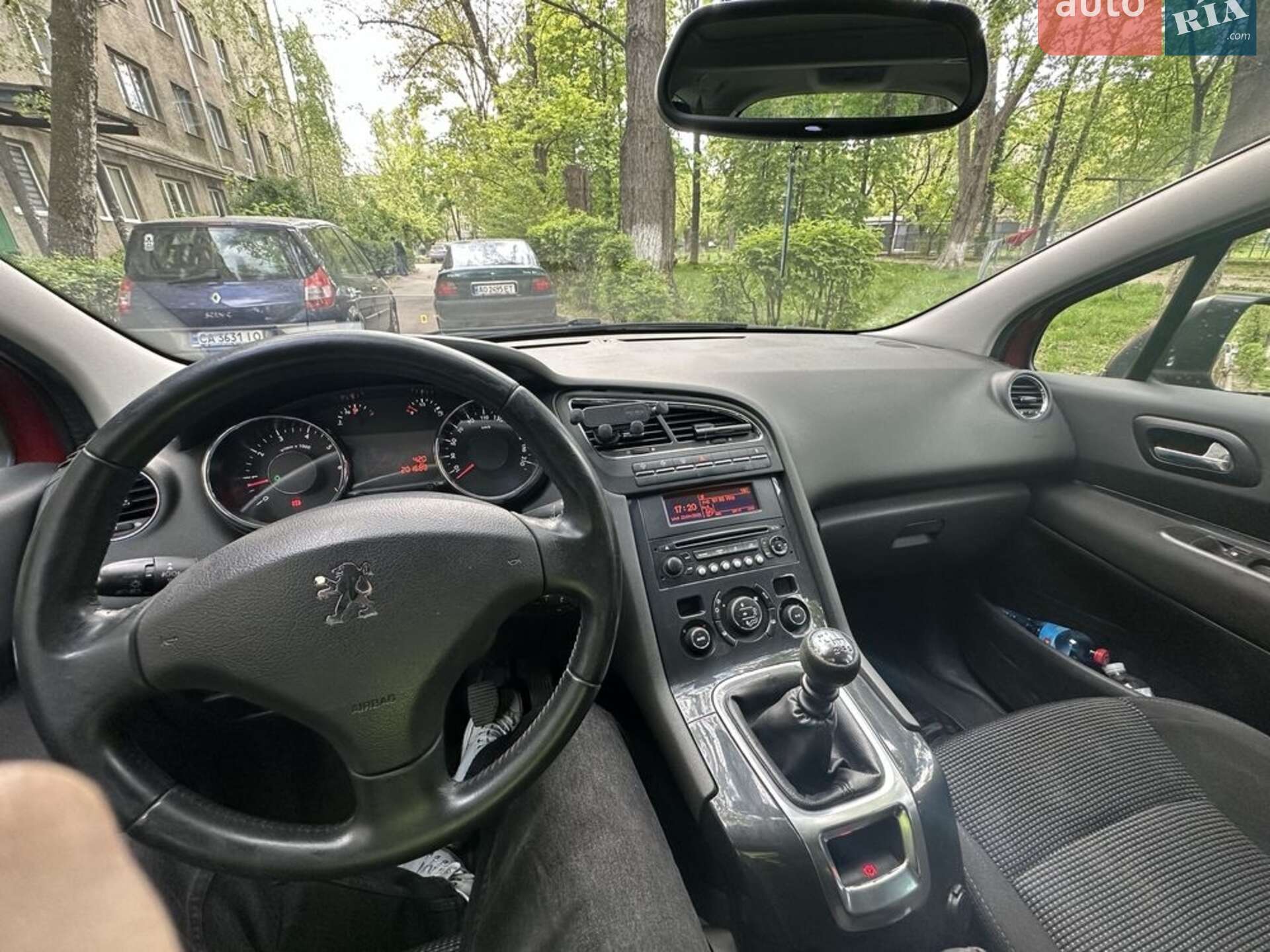 Peugeot 5008 2011 VIN VF30A5FV8BS240948 фото оголошення 2 з 15