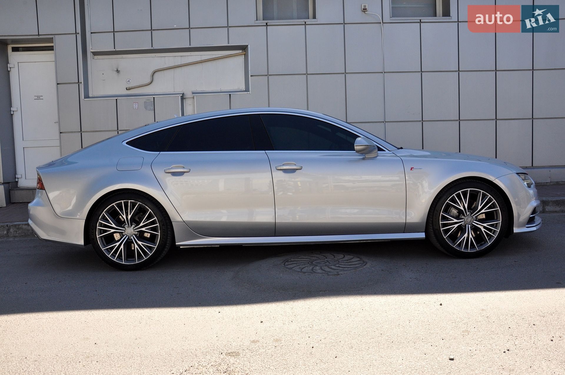 Audi A7 Sportback 2016 VIN WAUWGAFC2GN121474 фото оголошення 8 з 58