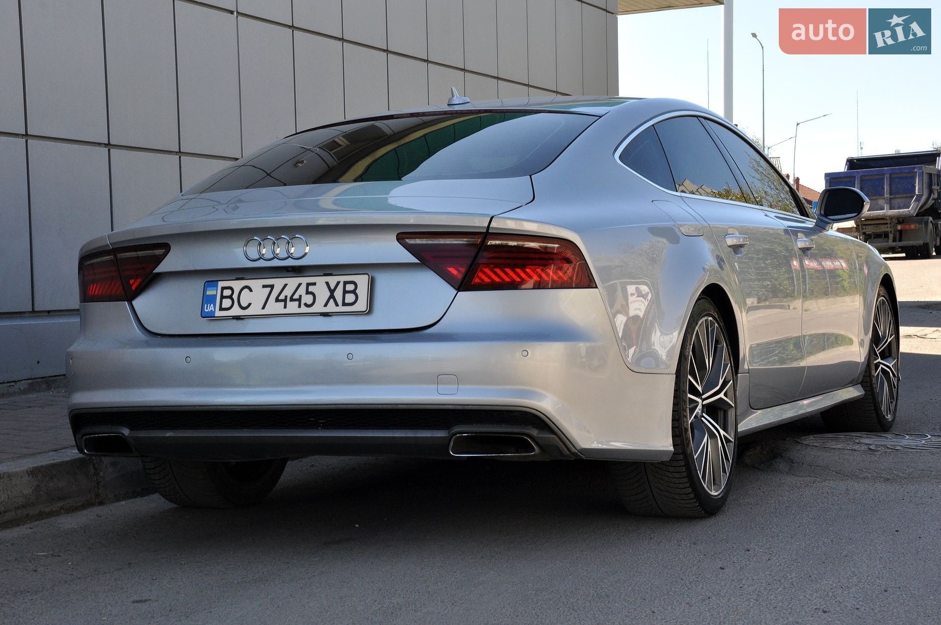 Audi A7 Sportback 2016 VIN WAUWGAFC2GN121474 фото оголошення 10 з 58