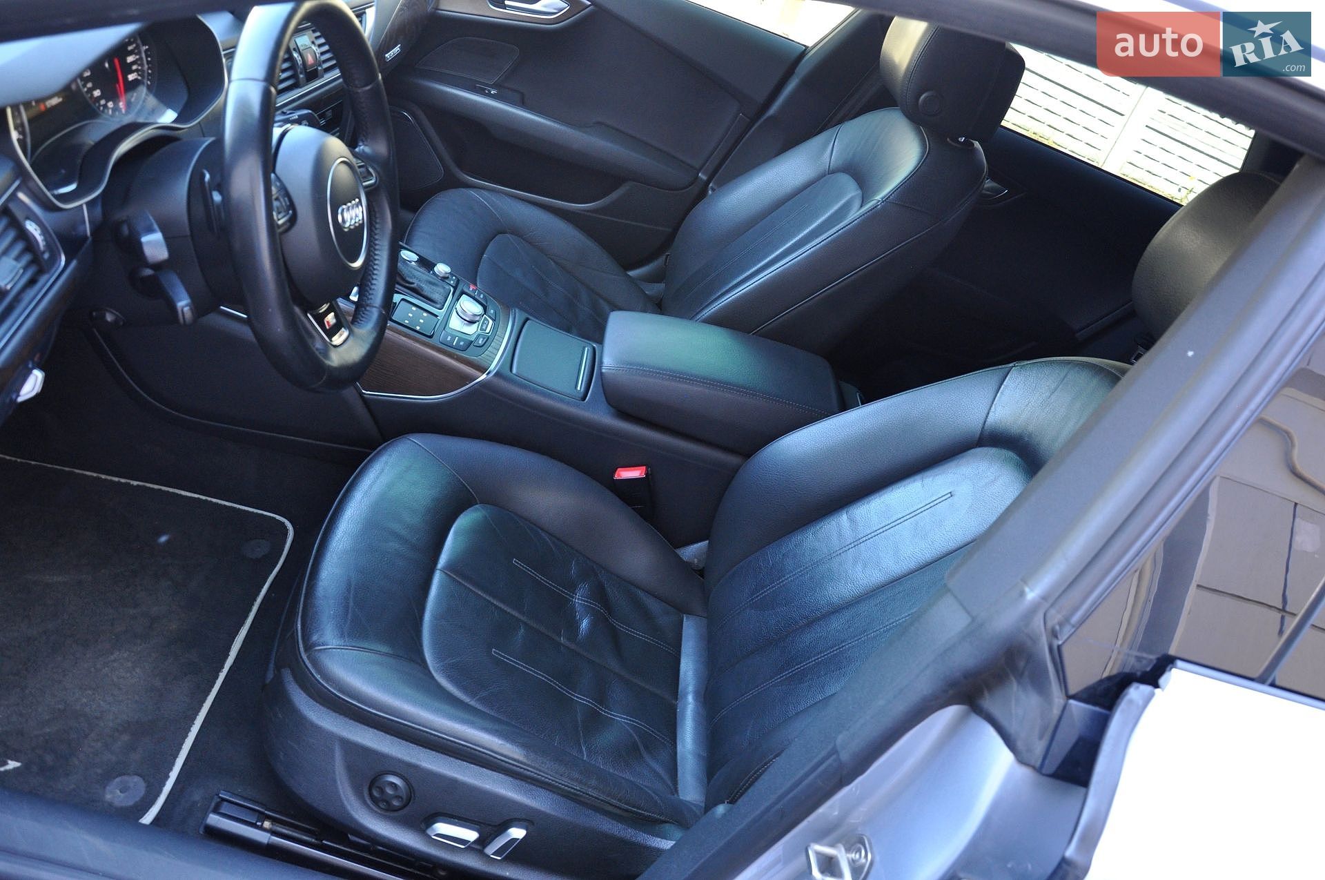 Audi A7 Sportback 2016 VIN WAUWGAFC2GN121474 фото оголошення 21 з 58