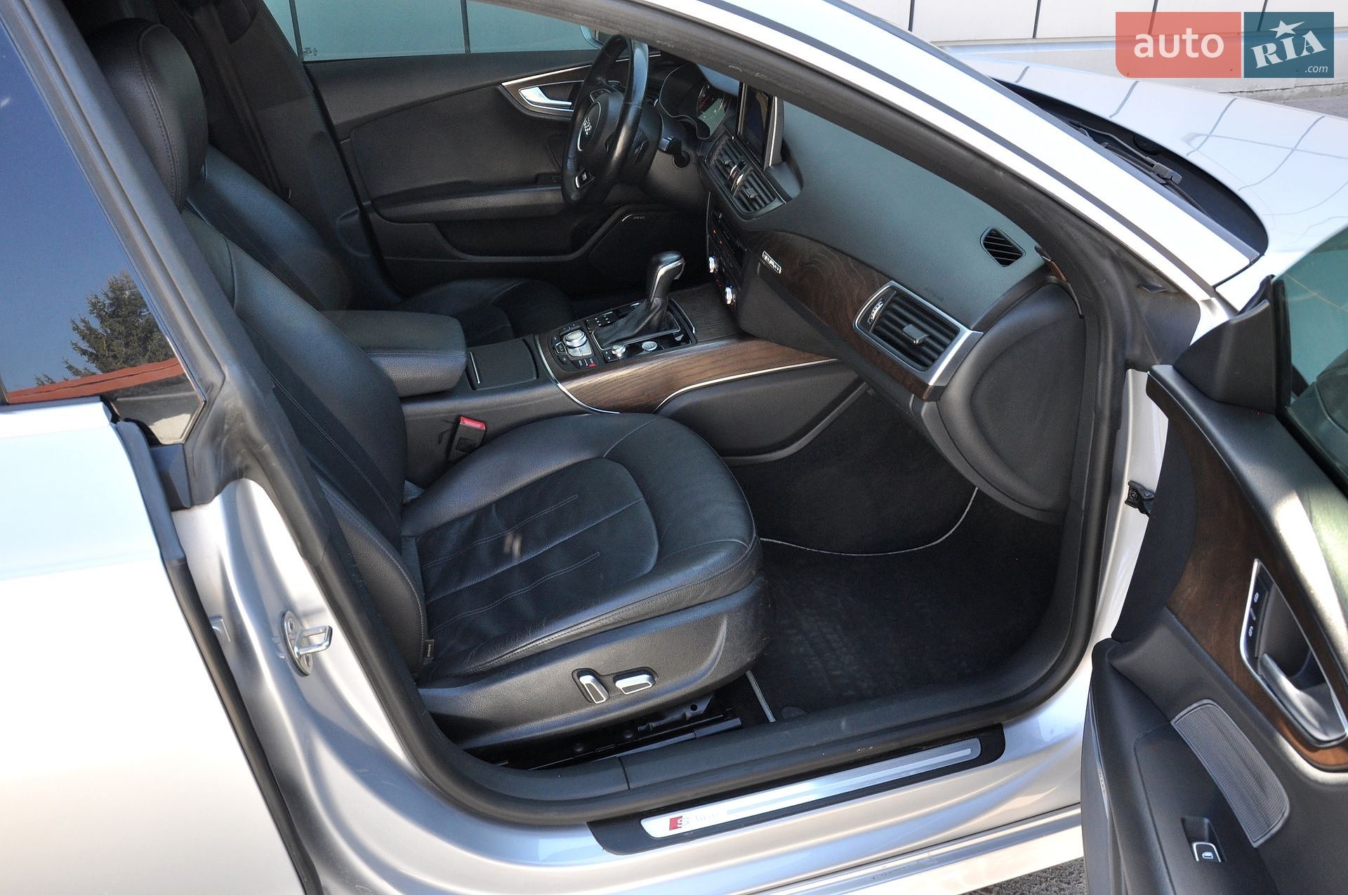 Audi A7 Sportback 2016 VIN WAUWGAFC2GN121474 фото оголошення 33 з 58