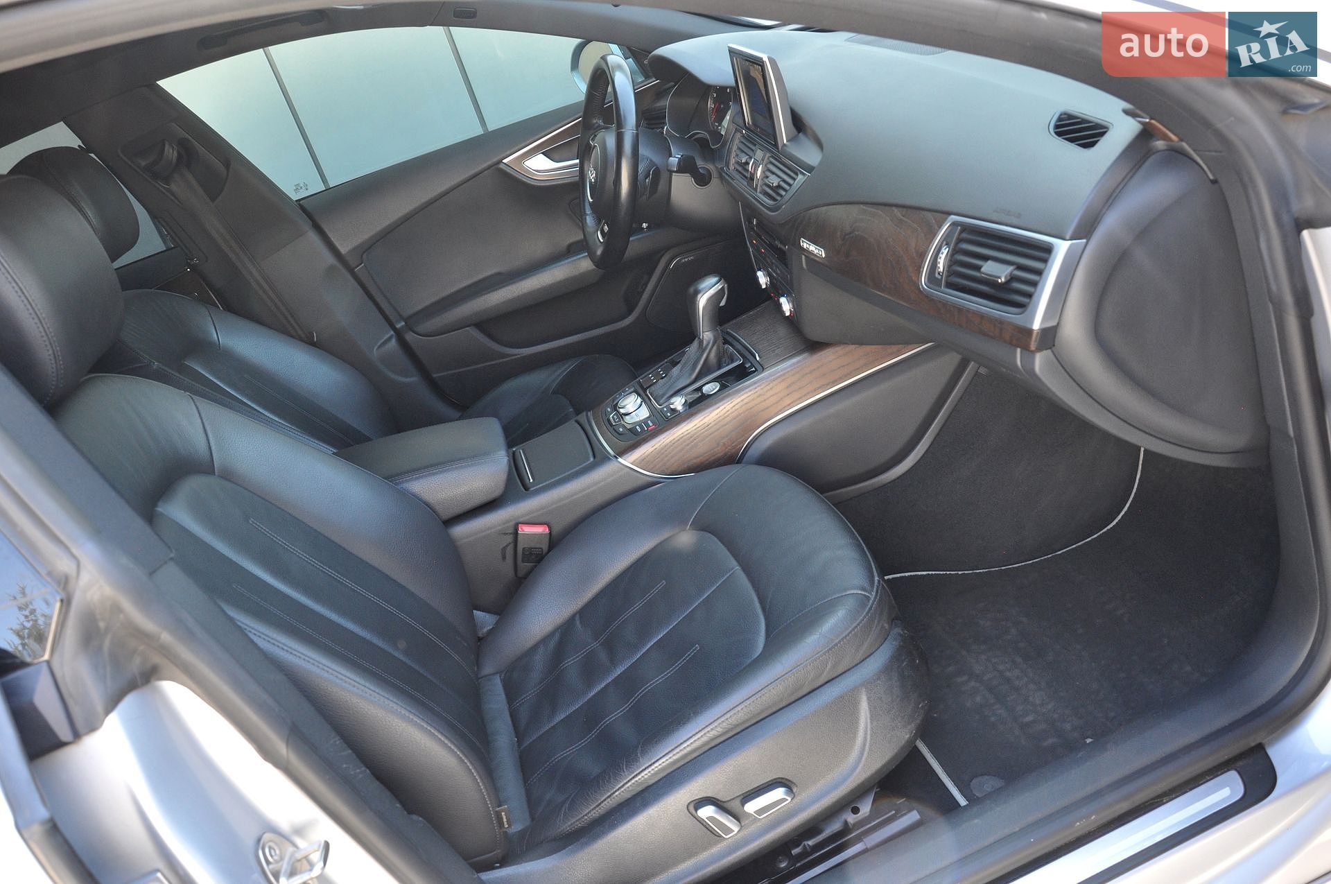 Audi A7 Sportback 2016 VIN WAUWGAFC2GN121474 фото оголошення 34 з 58