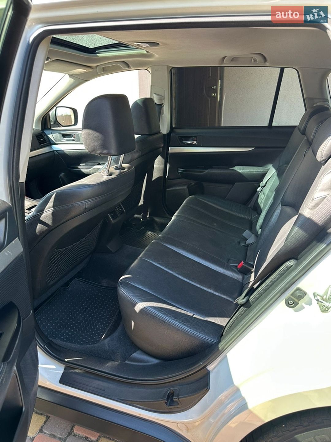 Subaru Outback 2012 VIN JF1BR9L95CG121779 фото оголошення 2 з 7
