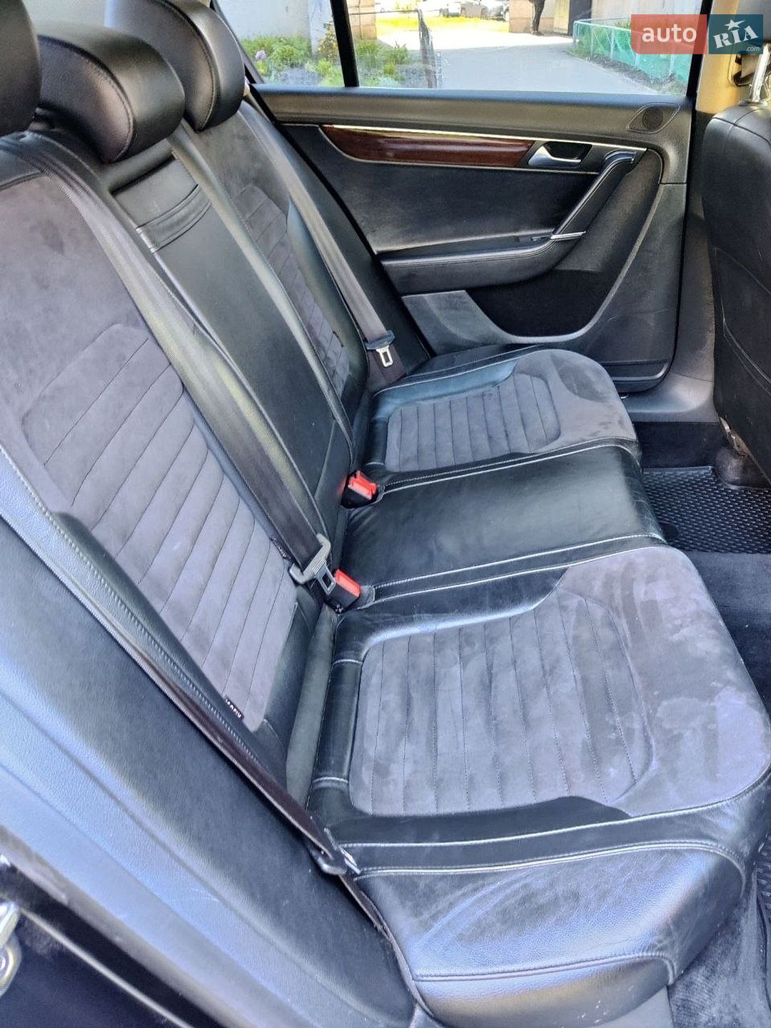 Volkswagen Passat 2011 VIN WVWZZZ3CZCP037760 фото оголошення 39 з 53