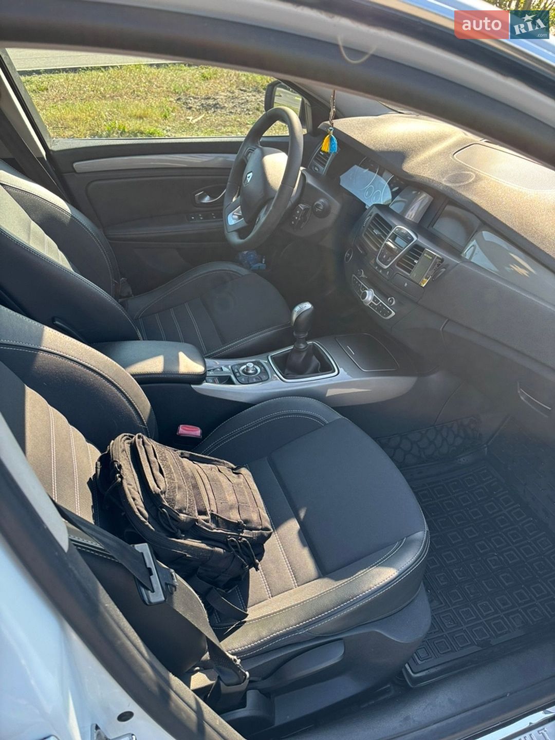 Renault Laguna 2011 VIN VF1KT1R0645911185 фото оголошення 17 з 20