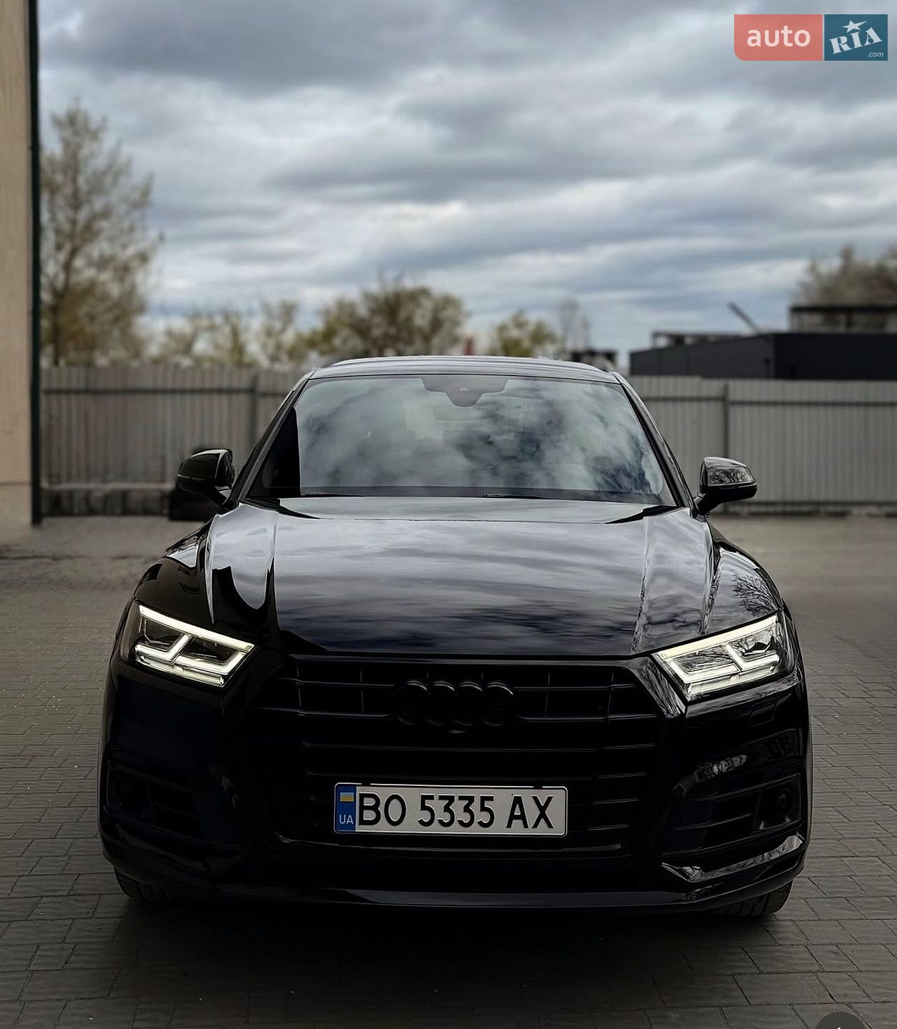 Audi Q5 2018 VIN WAUZZZFY2K2012086 фото оголошення 18 з 32