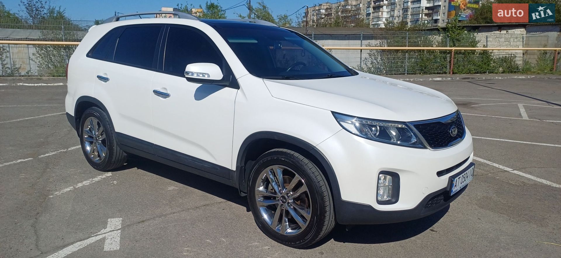 Kia Sorento 2014 VIN KNAKW815BEA583400 фото оголошення 12 з 52