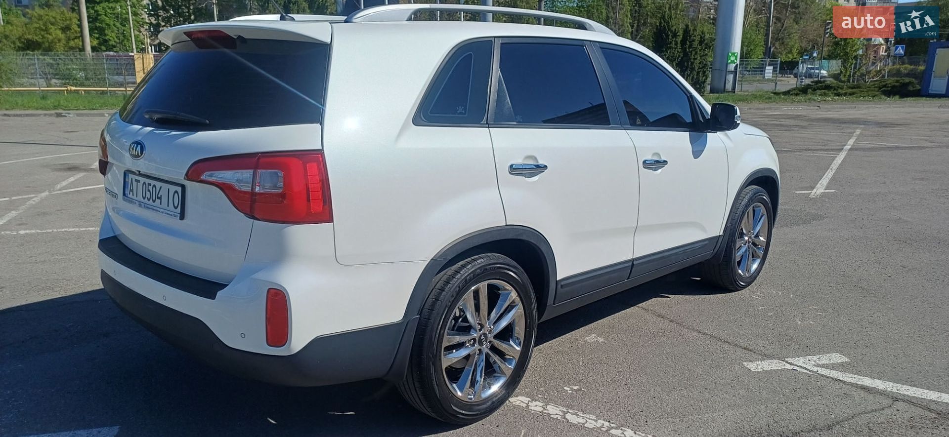 Kia Sorento 2014 VIN KNAKW815BEA583400 фото оголошення 10 з 52
