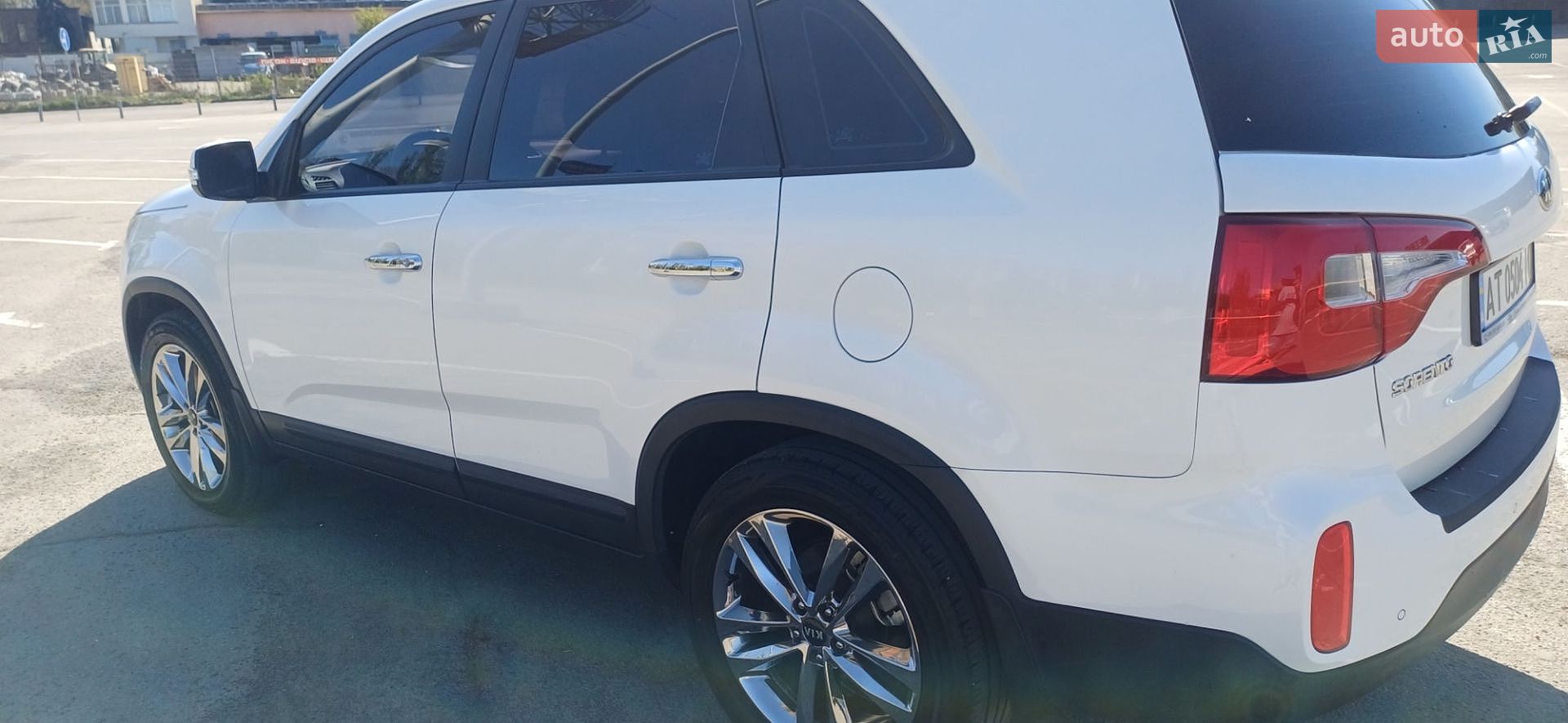 Kia Sorento 2014 VIN KNAKW815BEA583400 фото оголошення 19 з 52