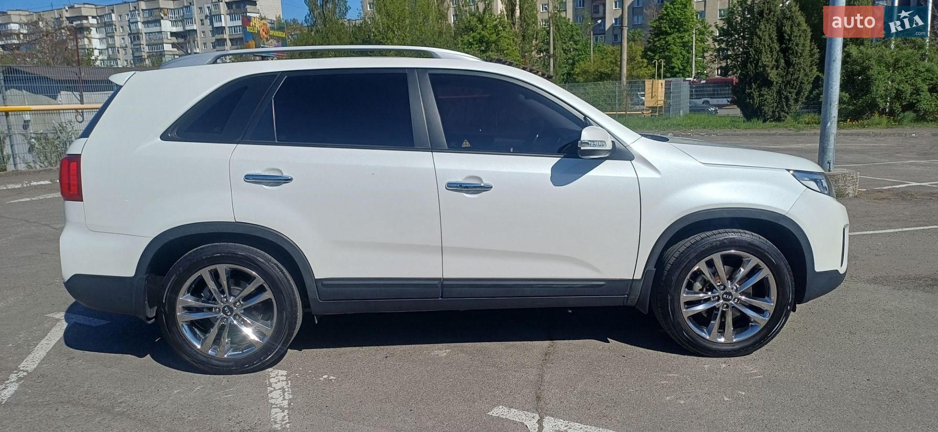 Kia Sorento 2014 VIN KNAKW815BEA583400 фото оголошення 22 з 52