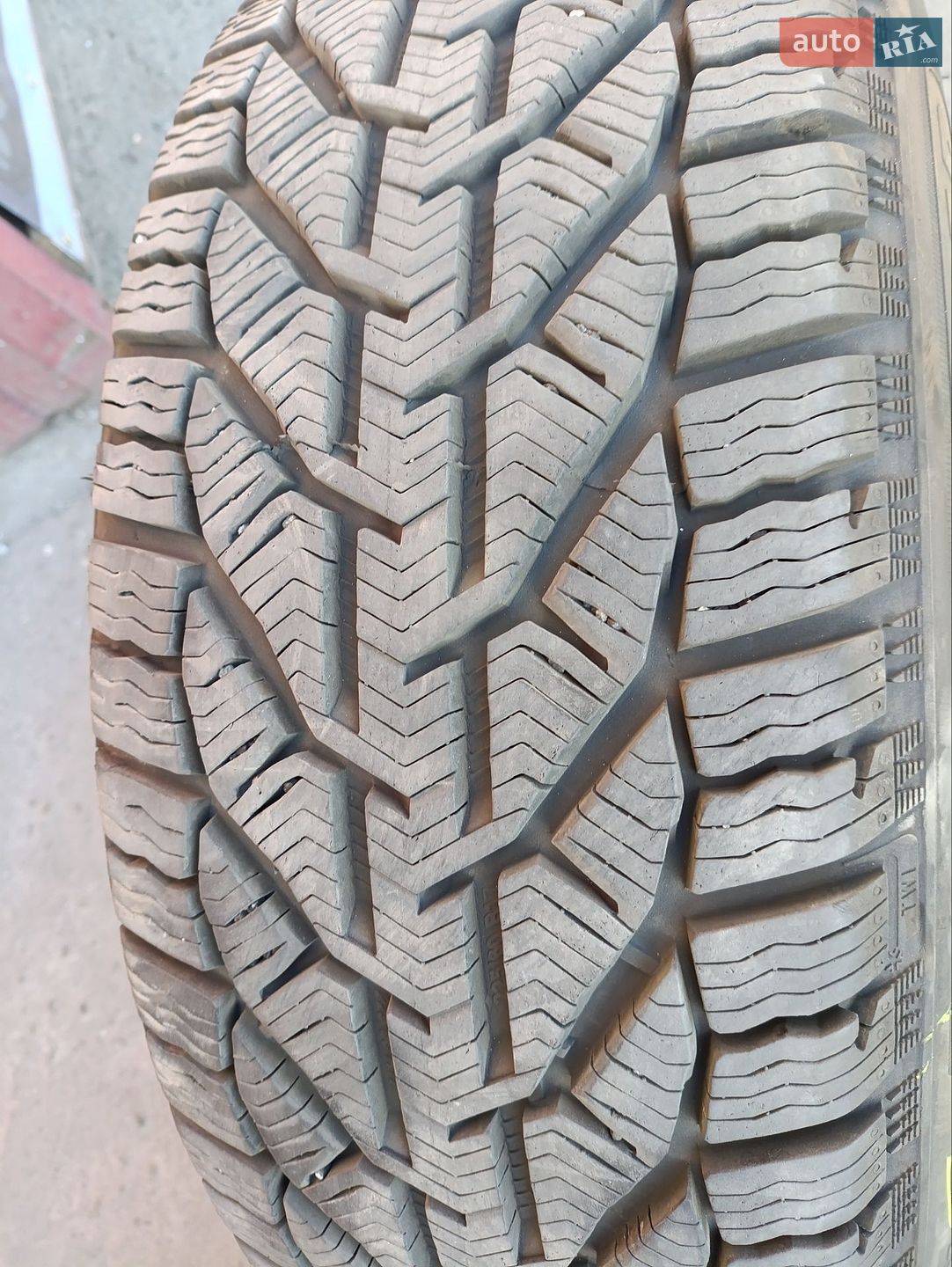 Jeep Cherokee 2020 VIN 1C4PJLCB6MD174101 фото оголошення 51 з 58