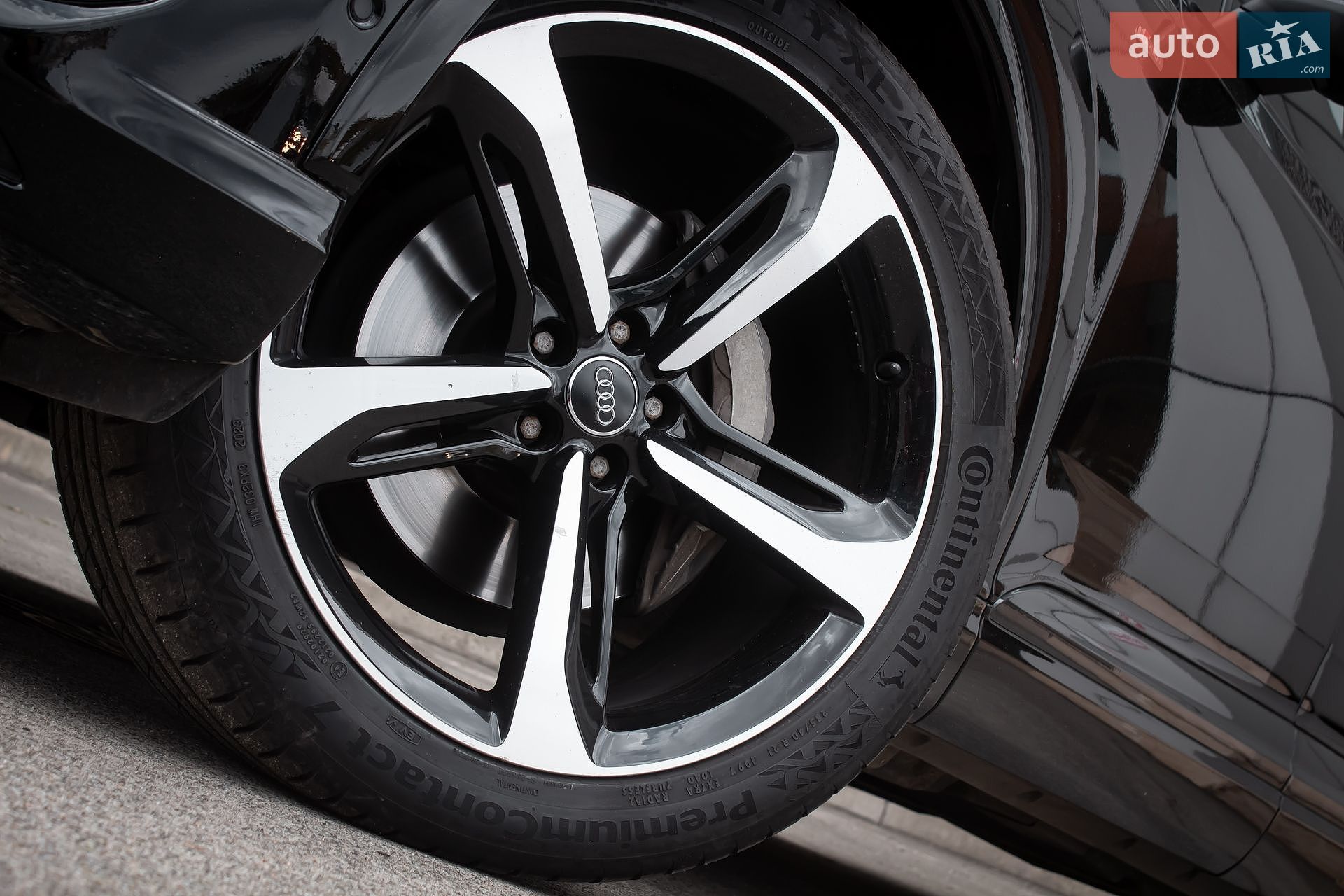 Audi Q7 2018 VIN WAUZZZ4M4JD062698 фото оголошення 8 з 45