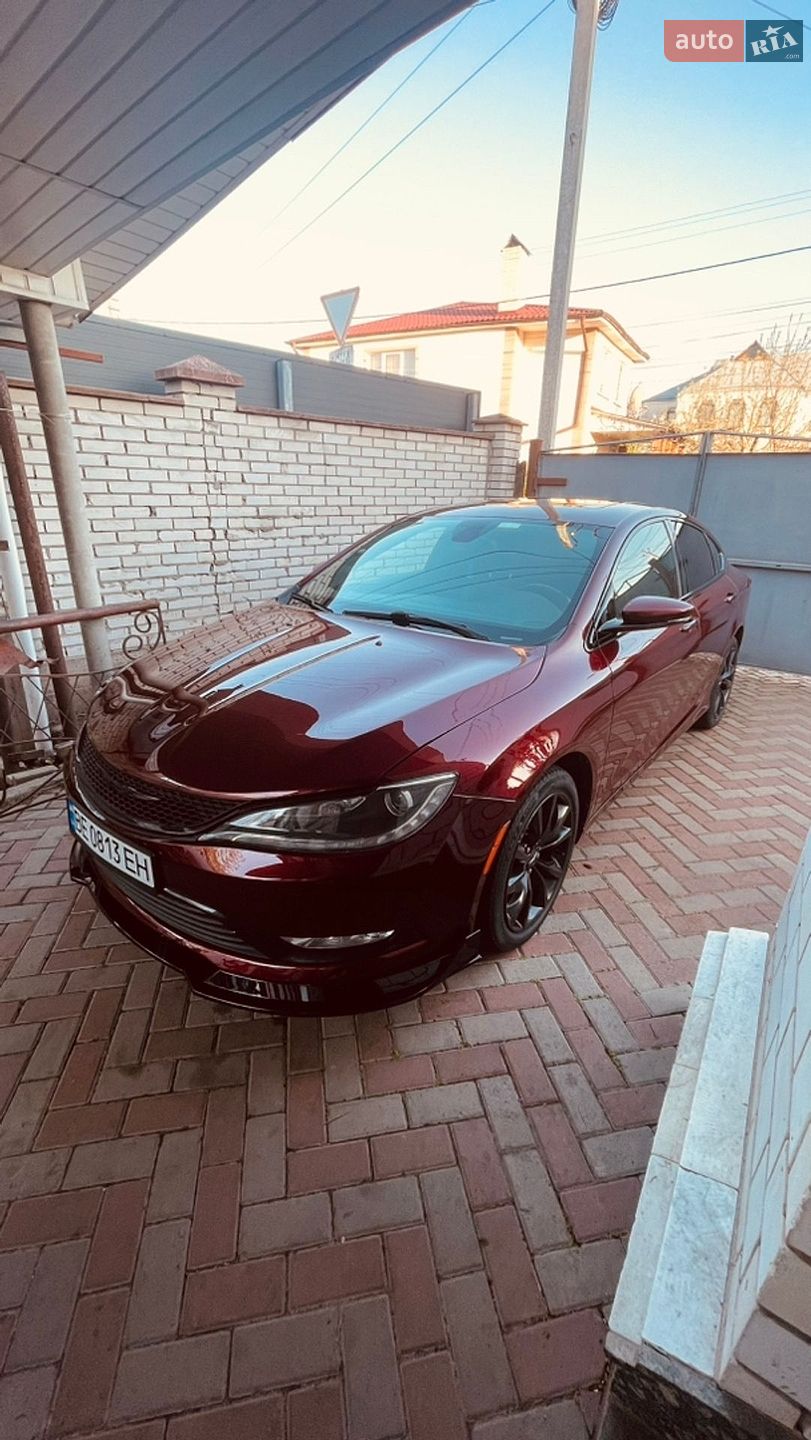 Chrysler 200 2015 VIN 1C3CCCCB5GN146995 фото оголошення 2 з 18