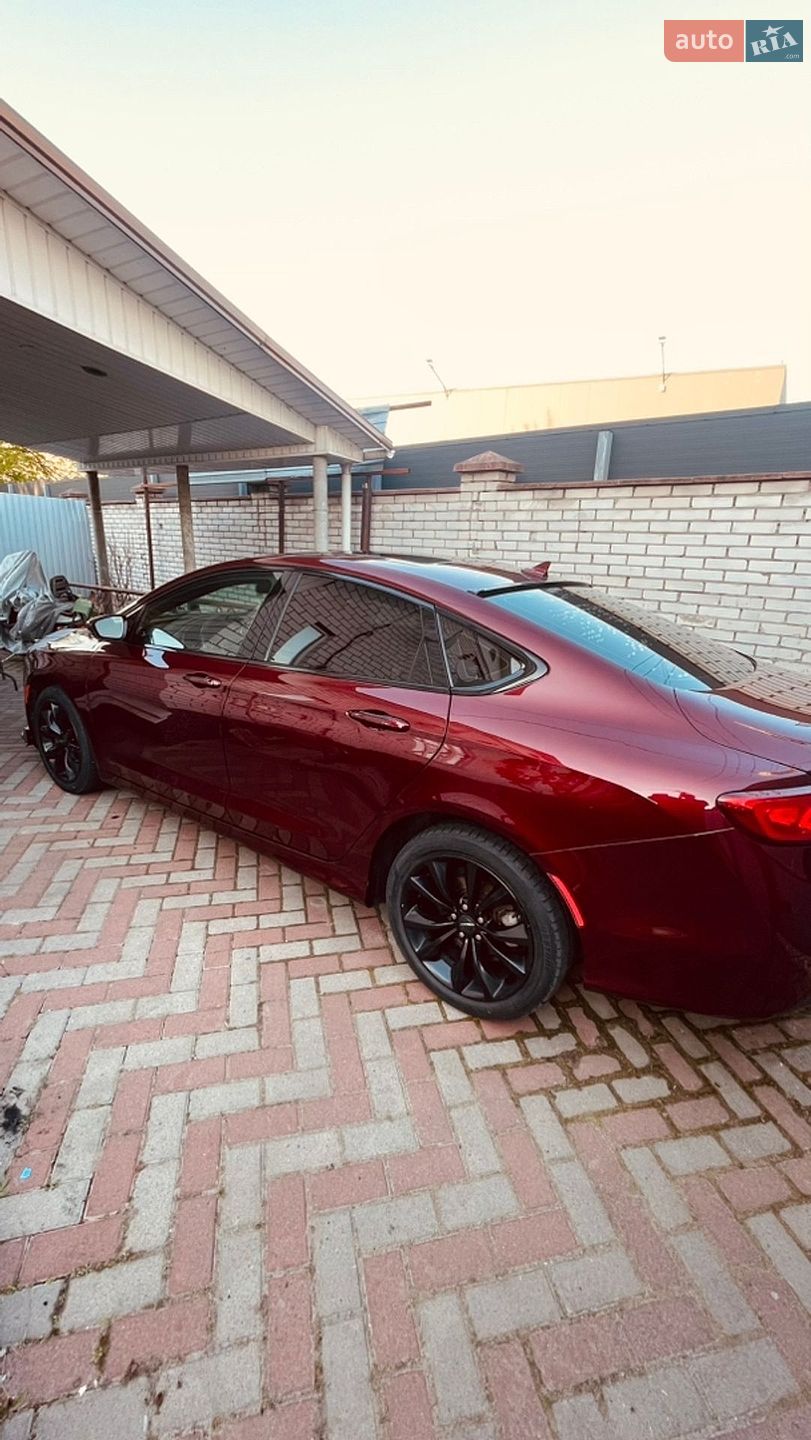 Chrysler 200 2015 VIN 1C3CCCCB5GN146995 фото оголошення 4 з 18