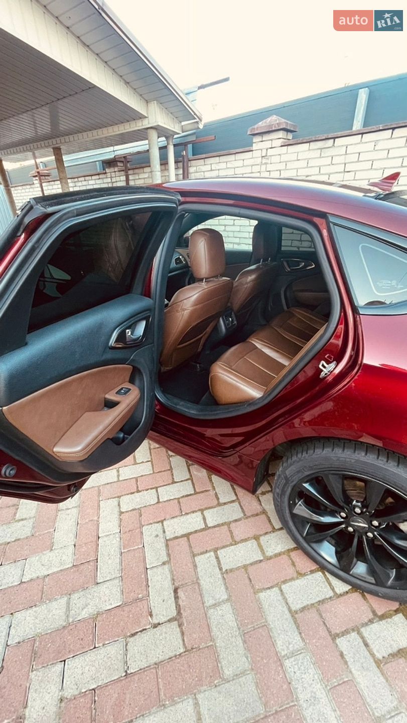 Chrysler 200 2015 VIN 1C3CCCCB5GN146995 фото оголошення 5 з 18