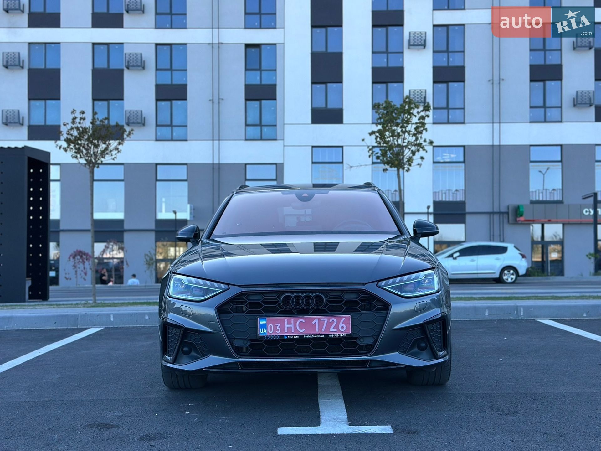 Audi A4 2022 VIN WAUZZZF40NA032019 фото оголошення 3 з 67
