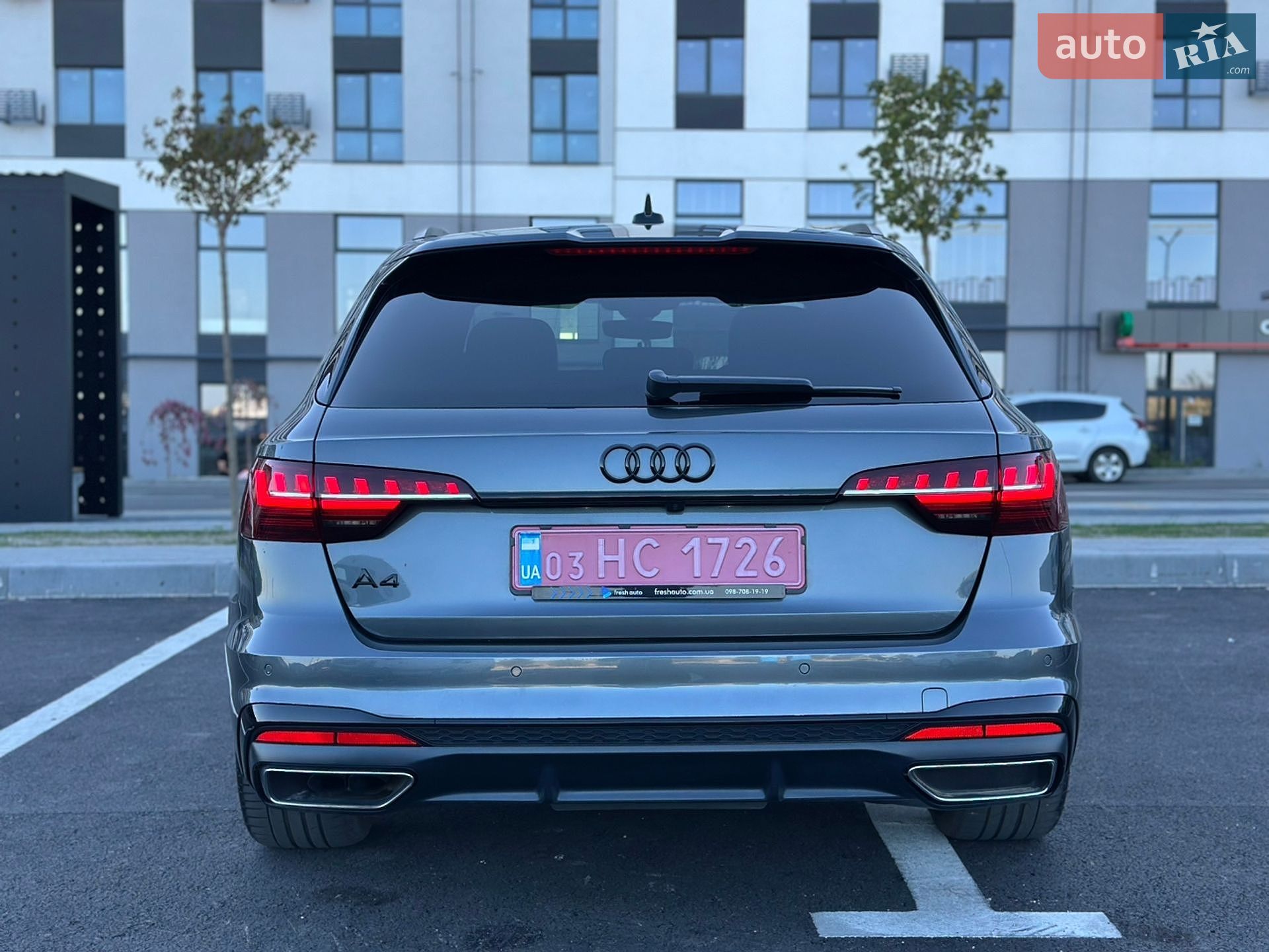 Audi A4 2022 VIN WAUZZZF40NA032019 фото оголошення 5 з 67