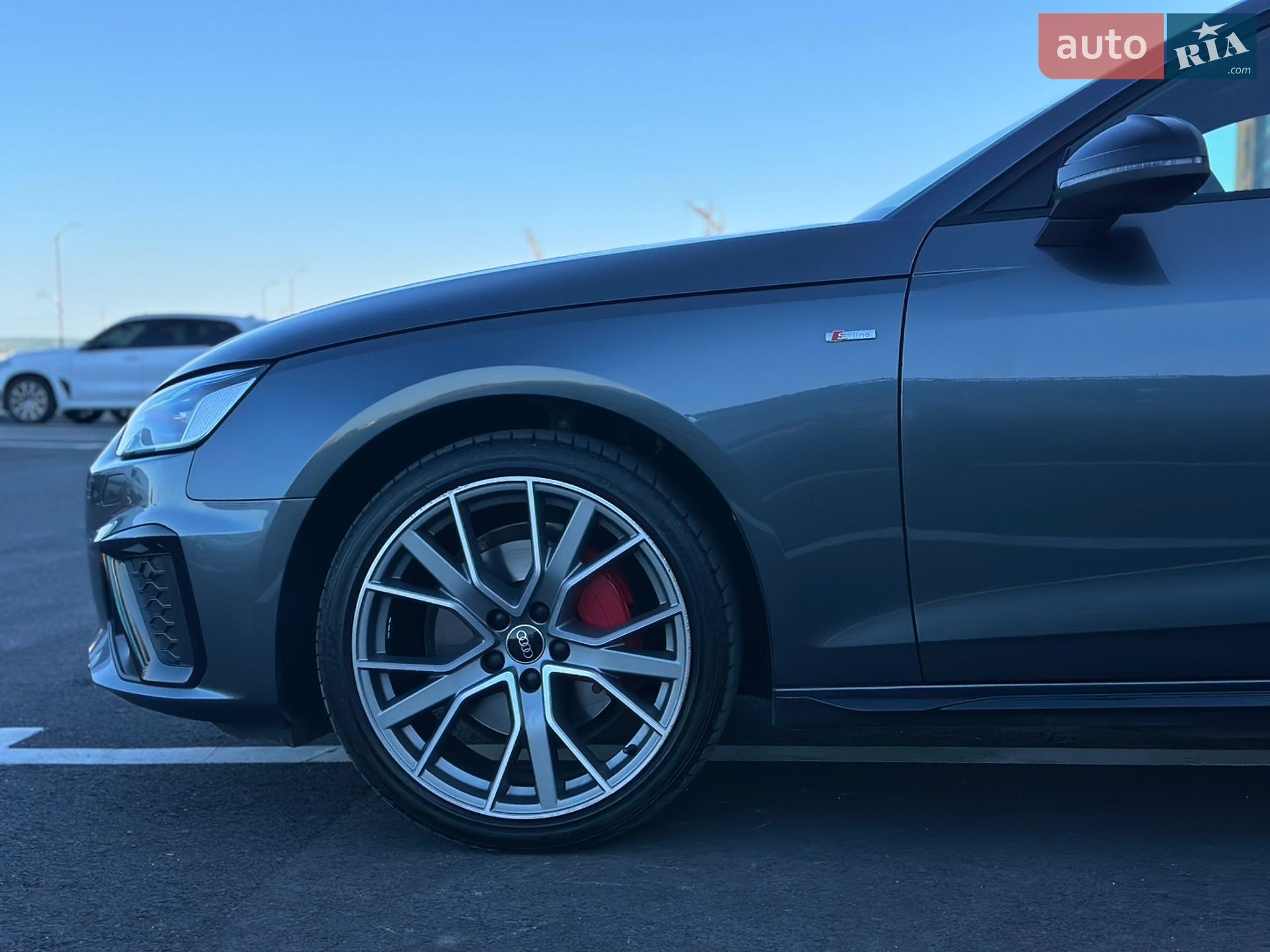 Audi A4 2022 VIN WAUZZZF40NA032019 фото оголошення 9 з 67