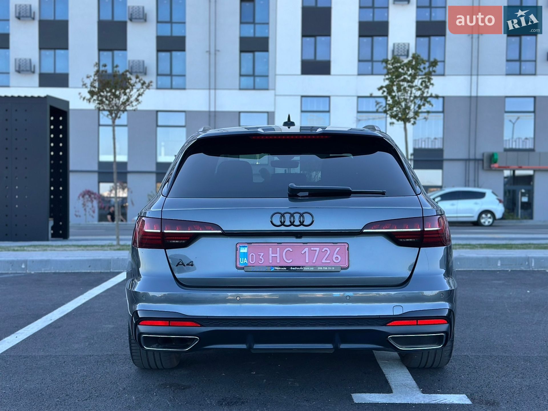 Audi A4 2022 VIN WAUZZZF40NA032019 фото оголошення 8 з 67