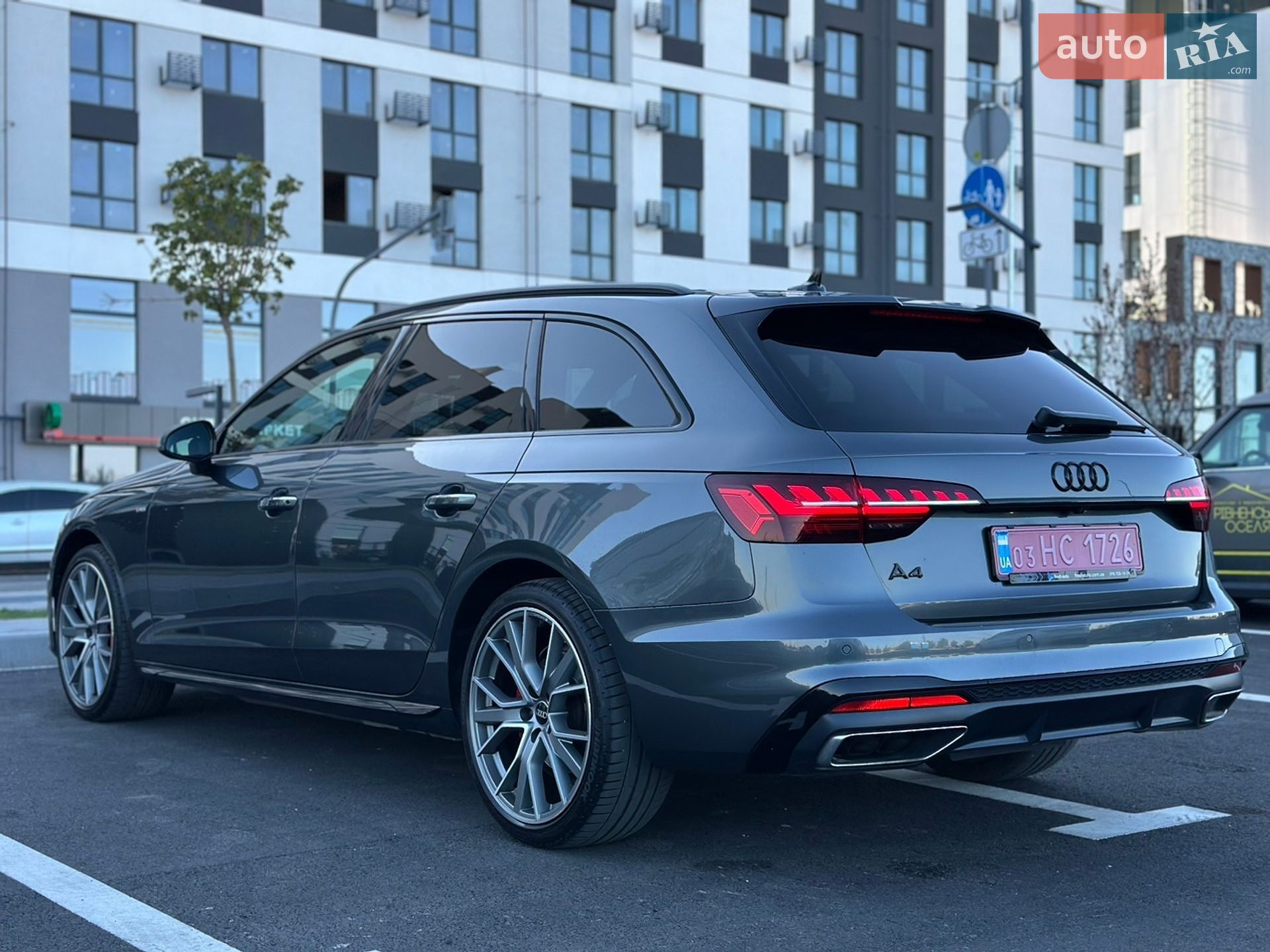 Audi A4 2022 VIN WAUZZZF40NA032019 фото оголошення 7 з 67