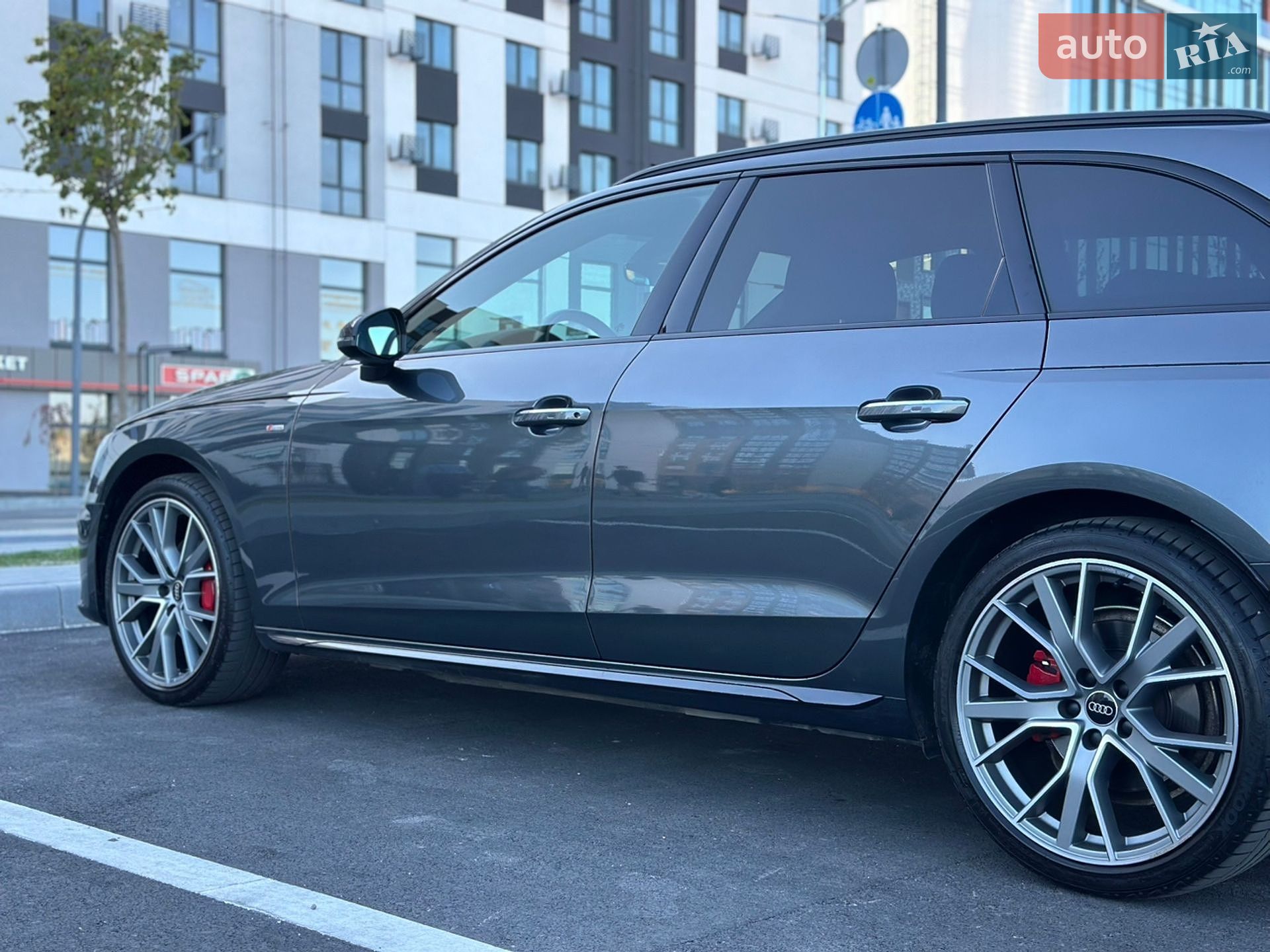 Audi A4 2022 VIN WAUZZZF40NA032019 фото оголошення 11 з 67
