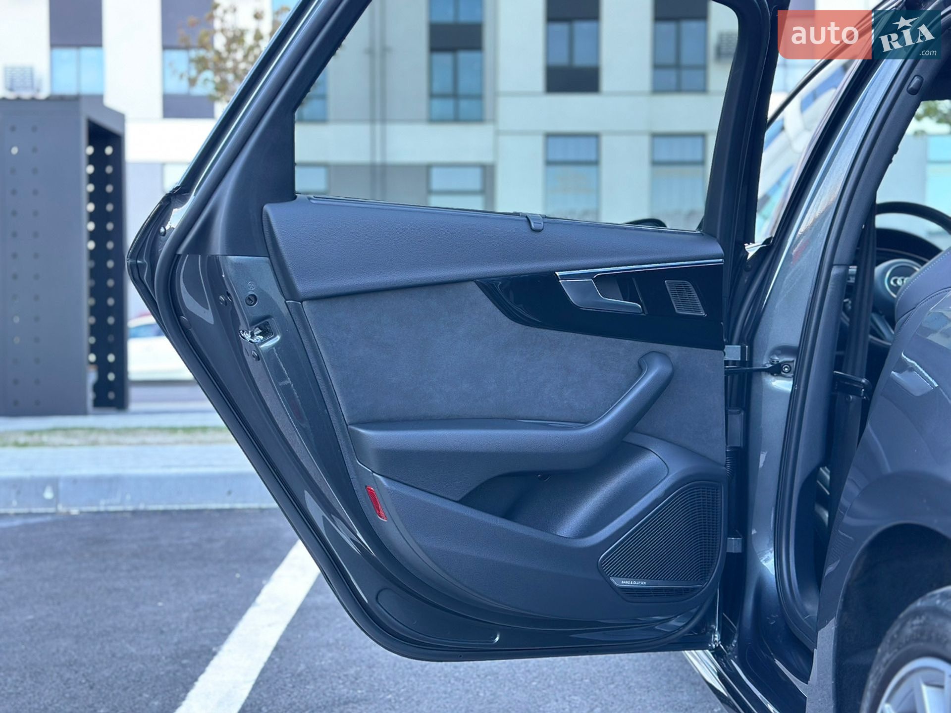 Audi A4 2022 VIN WAUZZZF40NA032019 фото оголошення 22 з 67