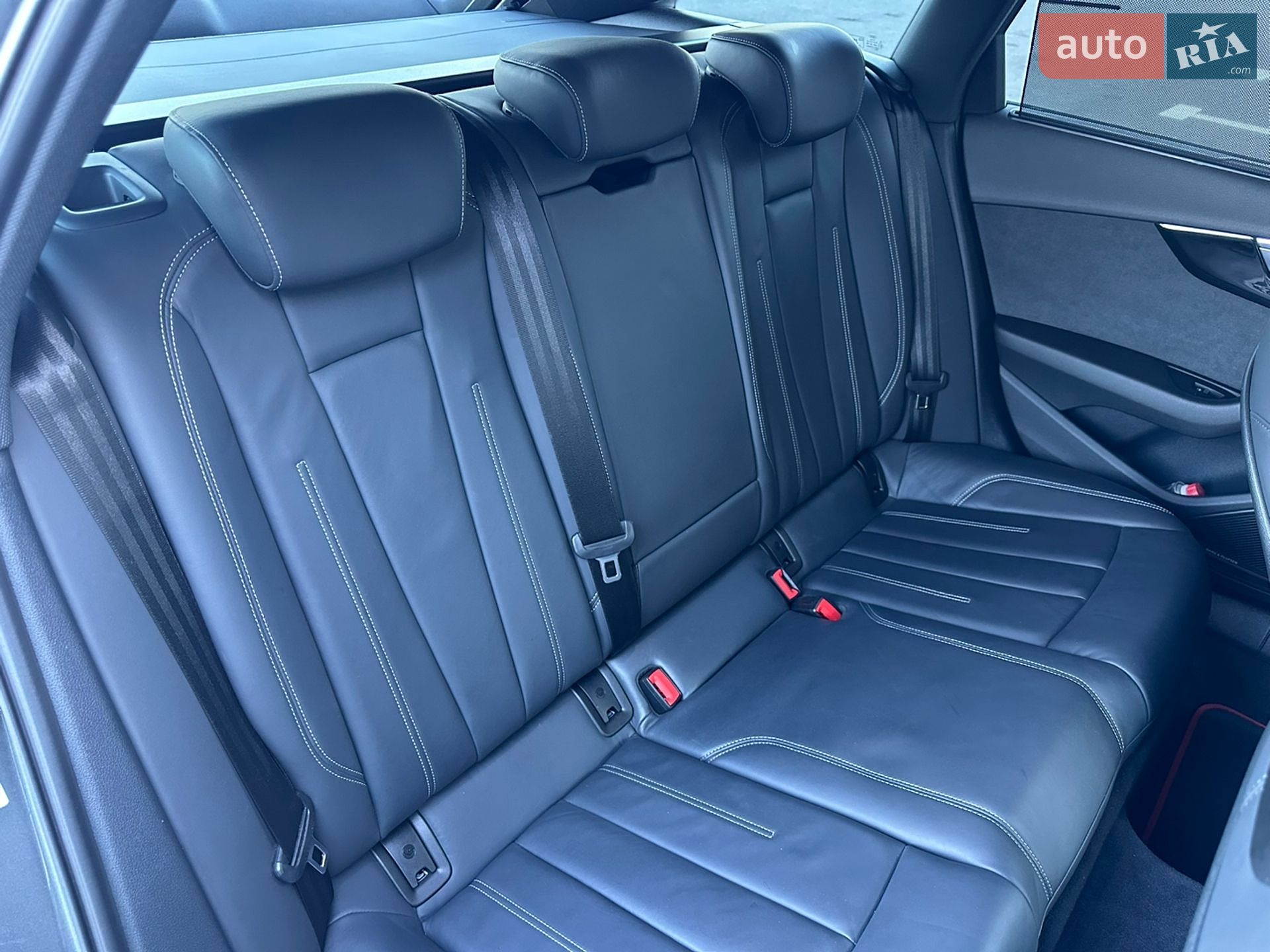 Audi A4 2022 VIN WAUZZZF40NA032019 фото оголошення 35 з 67