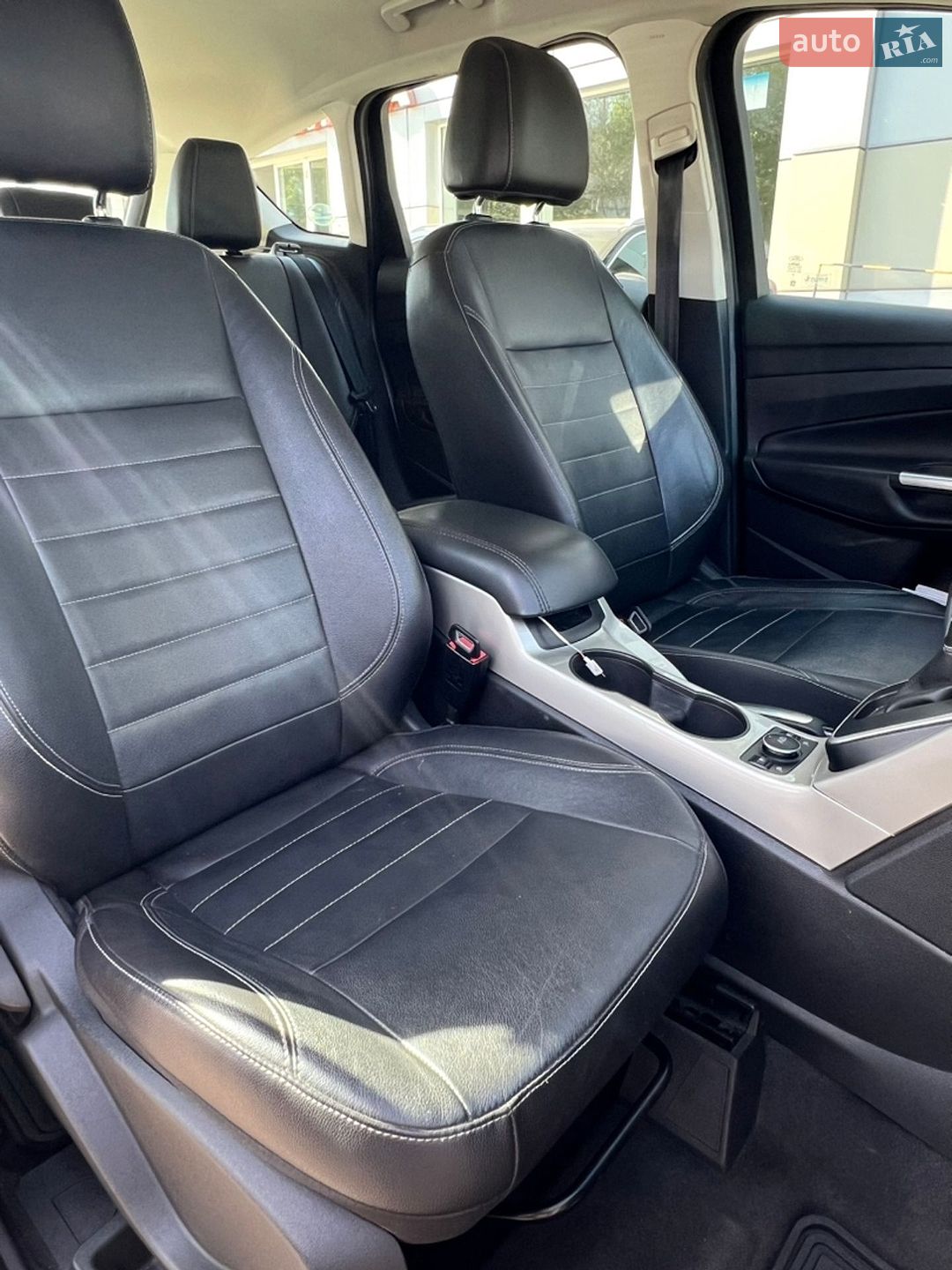 Ford C-Max 2014 VIN 1FADP5BU2EL504698 фото оголошення 24 з 36