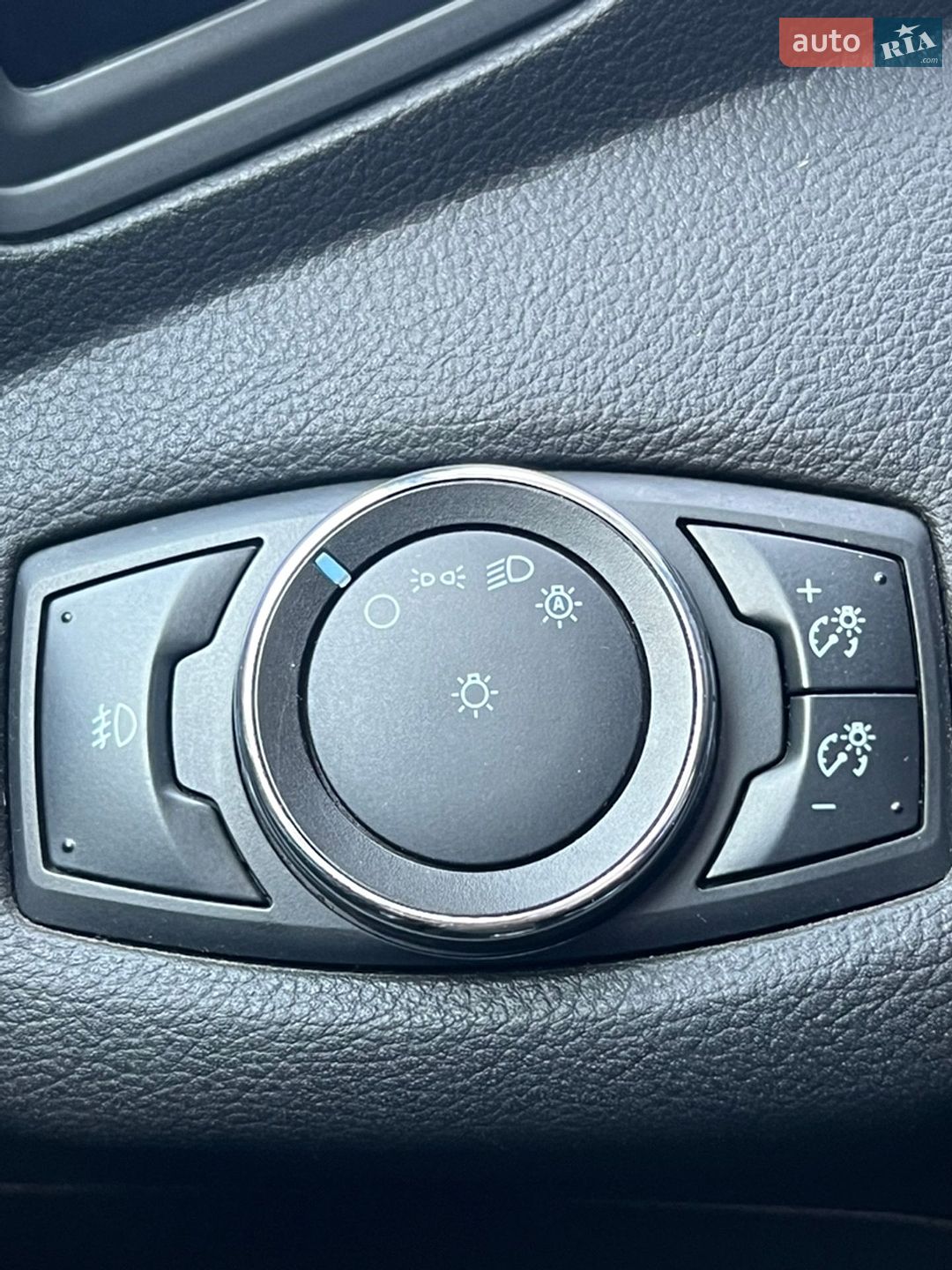 Ford C-Max 2014 VIN 1FADP5BU2EL504698 фото оголошення 28 з 36
