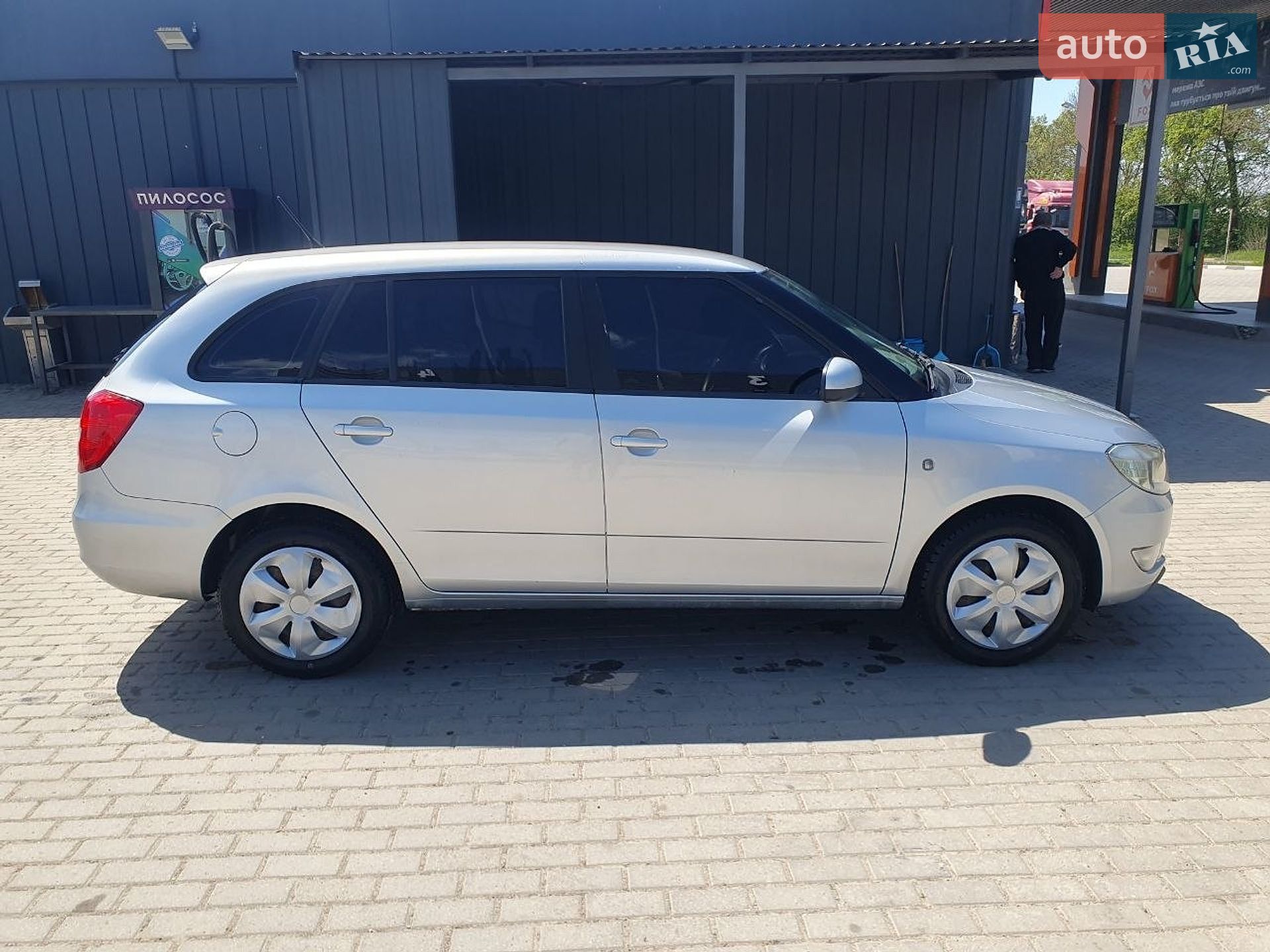 Skoda Fabia 2014 VIN TMBJJ25J9F3030622 фото оголошення 2 з 9