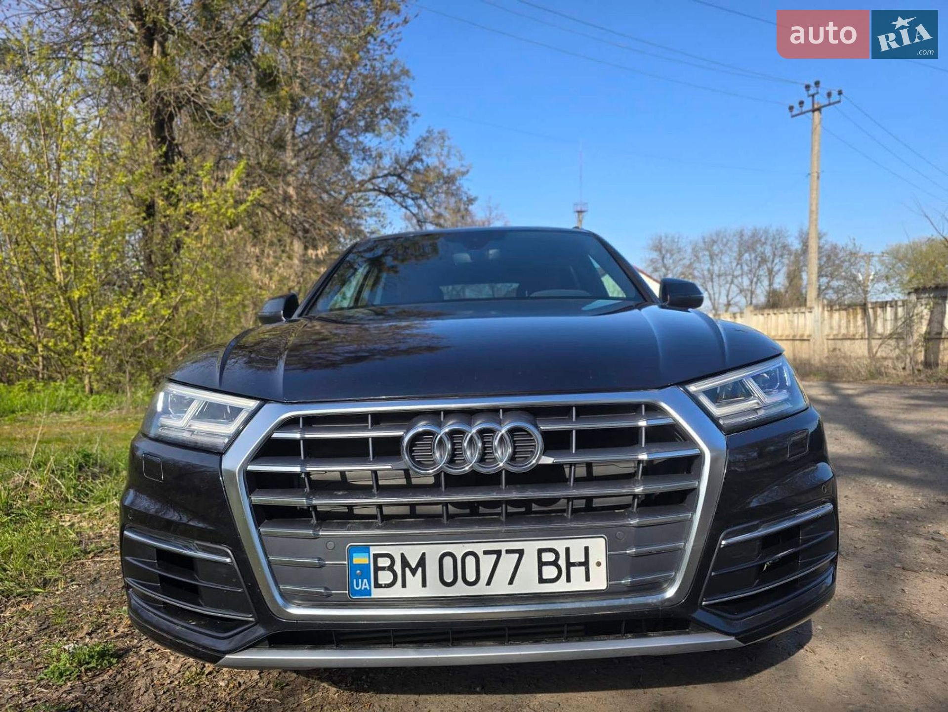 Audi Q5 2019 VIN WA1BNAFY6K2049623 фото оголошення 4 з 26
