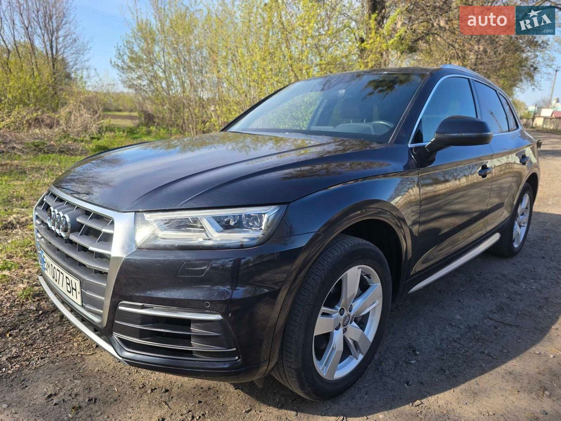 Audi Q5 2019 VIN WA1BNAFY6K2049623 фото оголошення 6 з 26