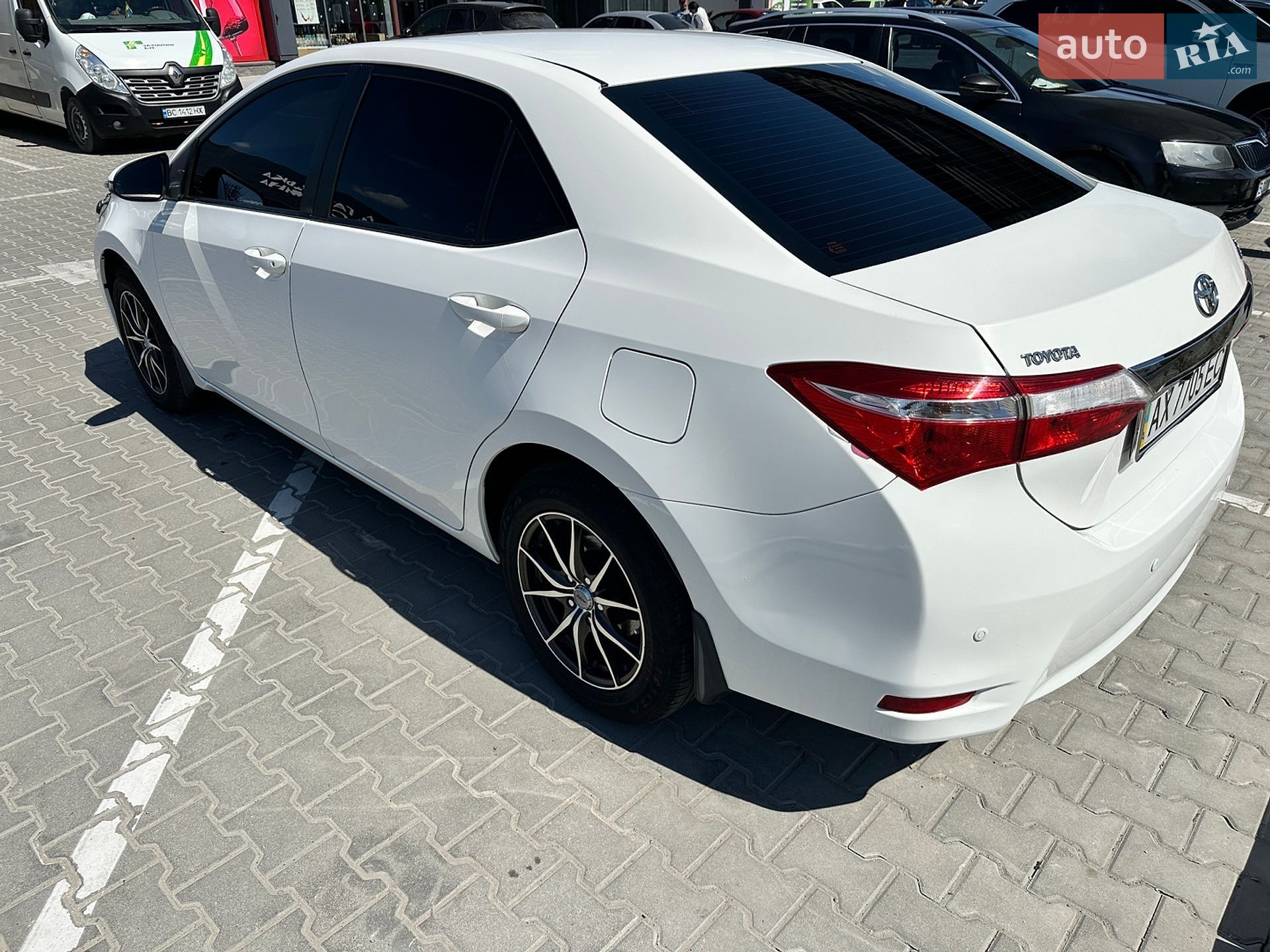 Toyota Corolla 2015 VIN NMTBB0JE00R141532 фото оголошення 5 з 25