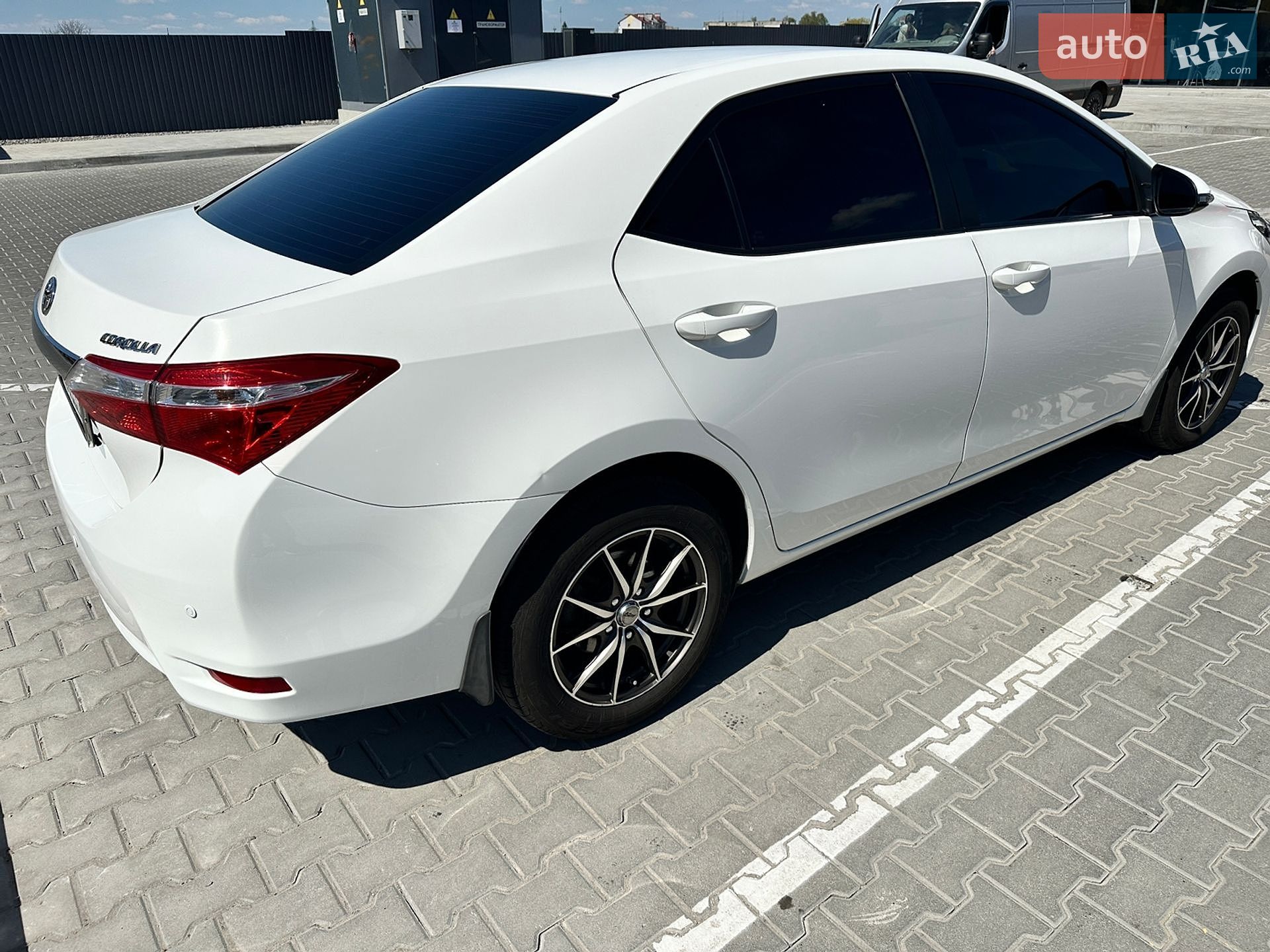 Toyota Corolla 2015 VIN NMTBB0JE00R141532 фото оголошення 6 з 25