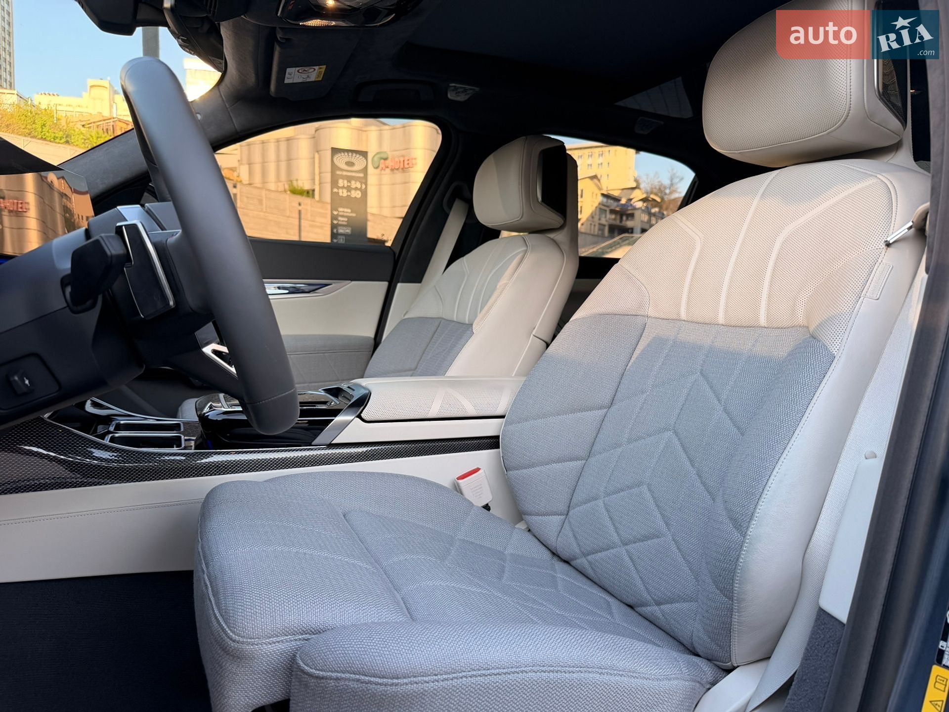 BMW i7 2023 VIN WBY81EH080CP17681 фото оголошення 16 з 30