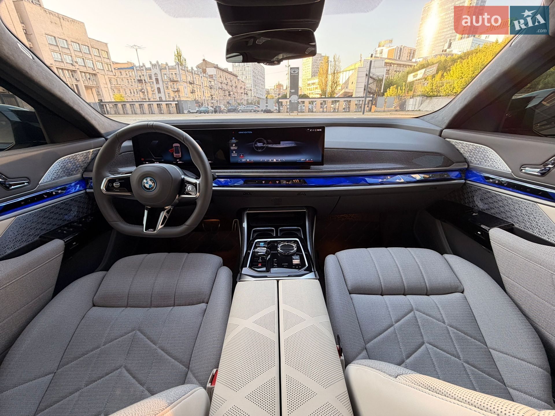 BMW i7 2023 VIN WBY81EH080CP17681 фото оголошення 17 з 30