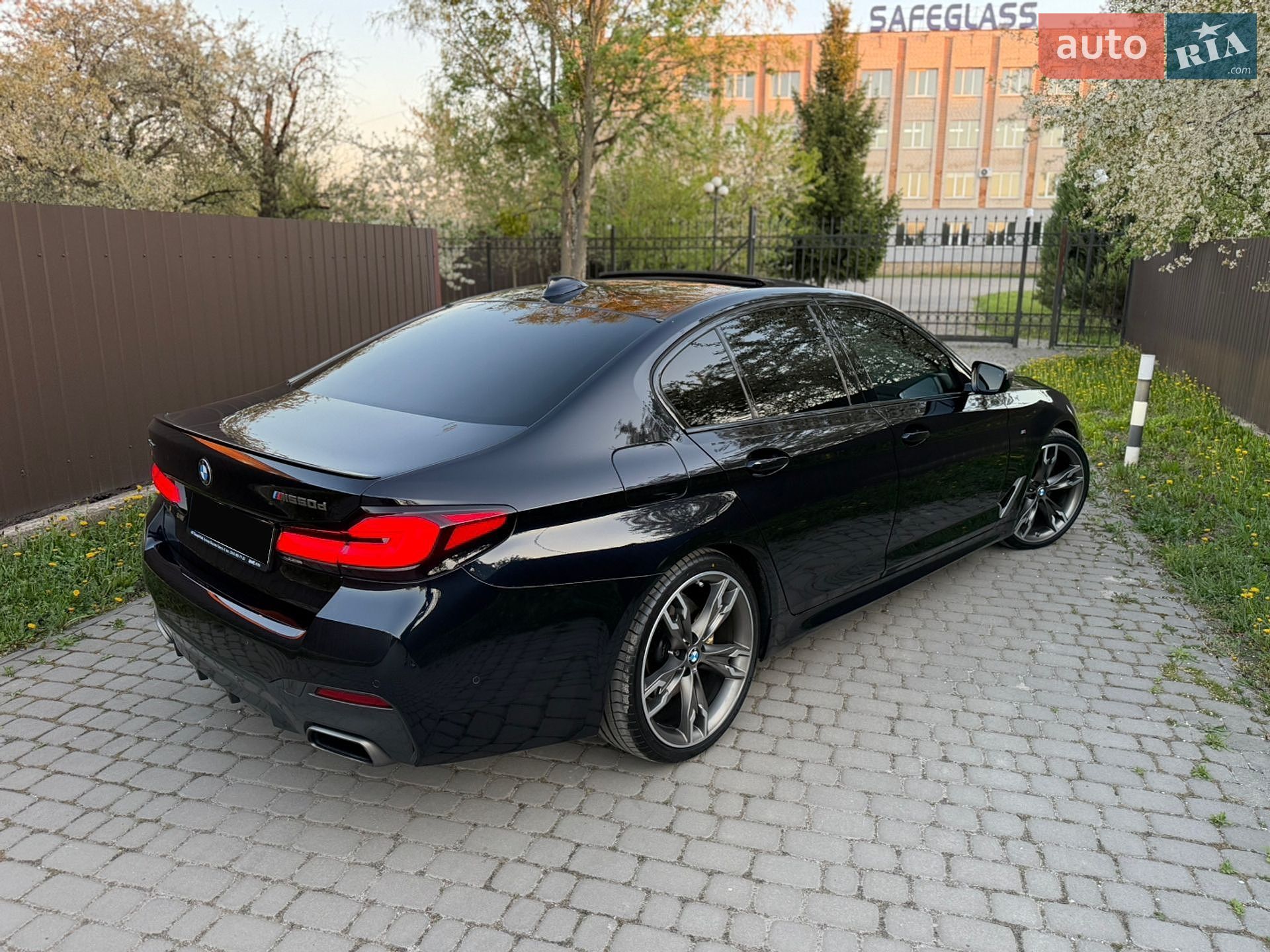 BMW 5 Series 2018 VIN WBAJD71060BM20203 фото оголошення 65 з 74
