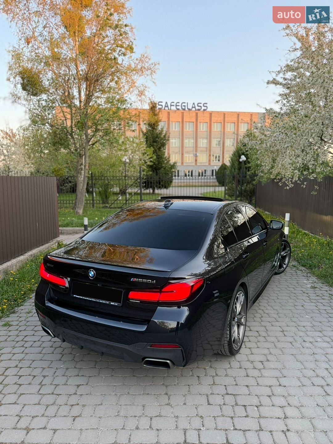 BMW 5 Series 2018 VIN WBAJD71060BM20203 фото оголошення 67 з 74