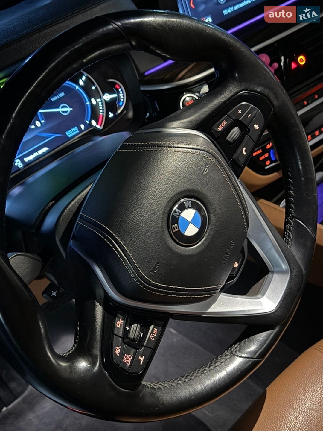 BMW 5 Series 2017 VIN WBAJC31030G870552 фото оголошення 10 з 35