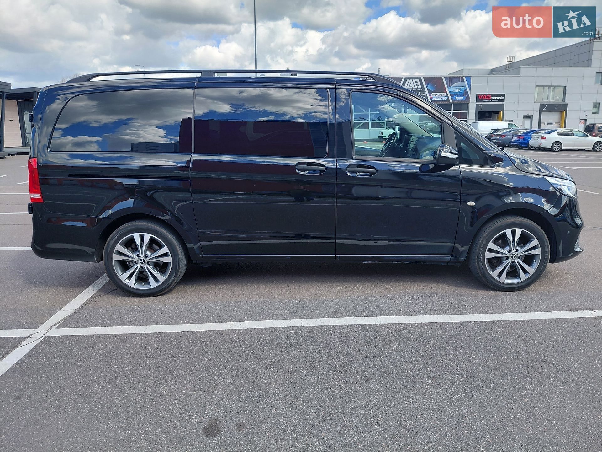 Mercedes-Benz Metris 2019 VIN WD4PG2EE3K3595007 фото оголошення 11 з 50