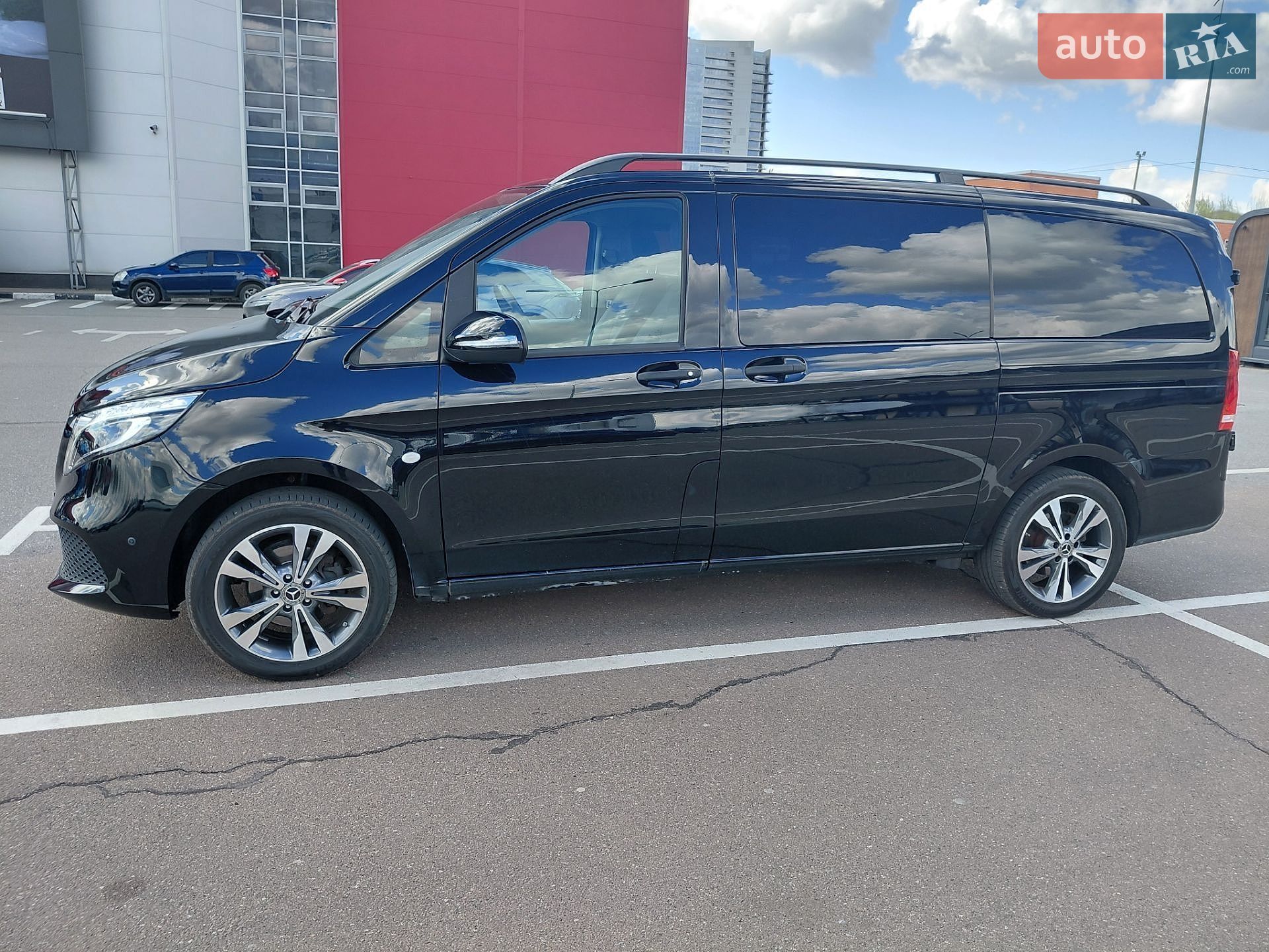 Mercedes-Benz Metris 2019 VIN WD4PG2EE3K3595007 фото оголошення 18 з 50