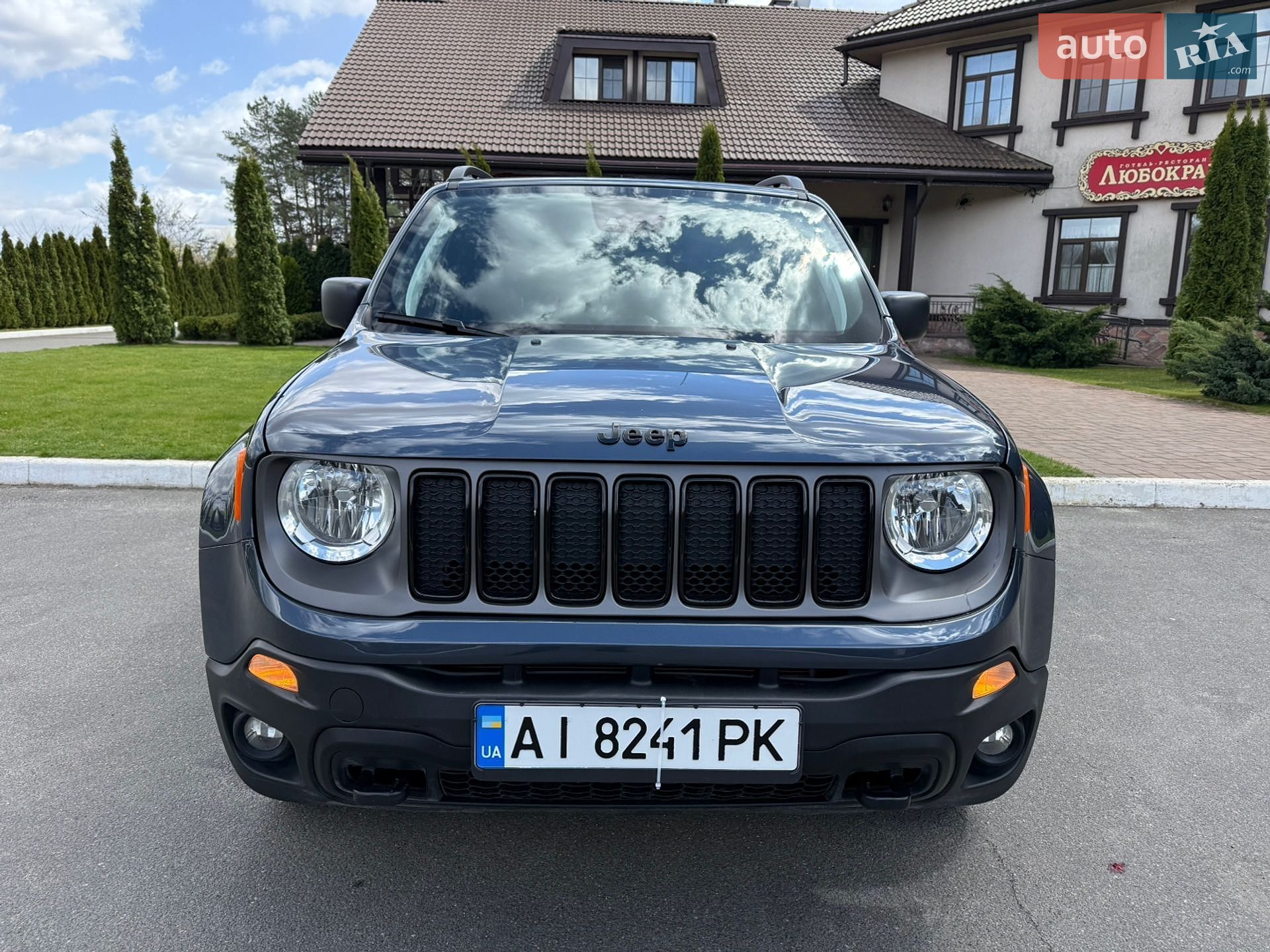 Jeep Renegade 2021 VIN ZACNJDAB5MPM69768 фото оголошення 3 з 36