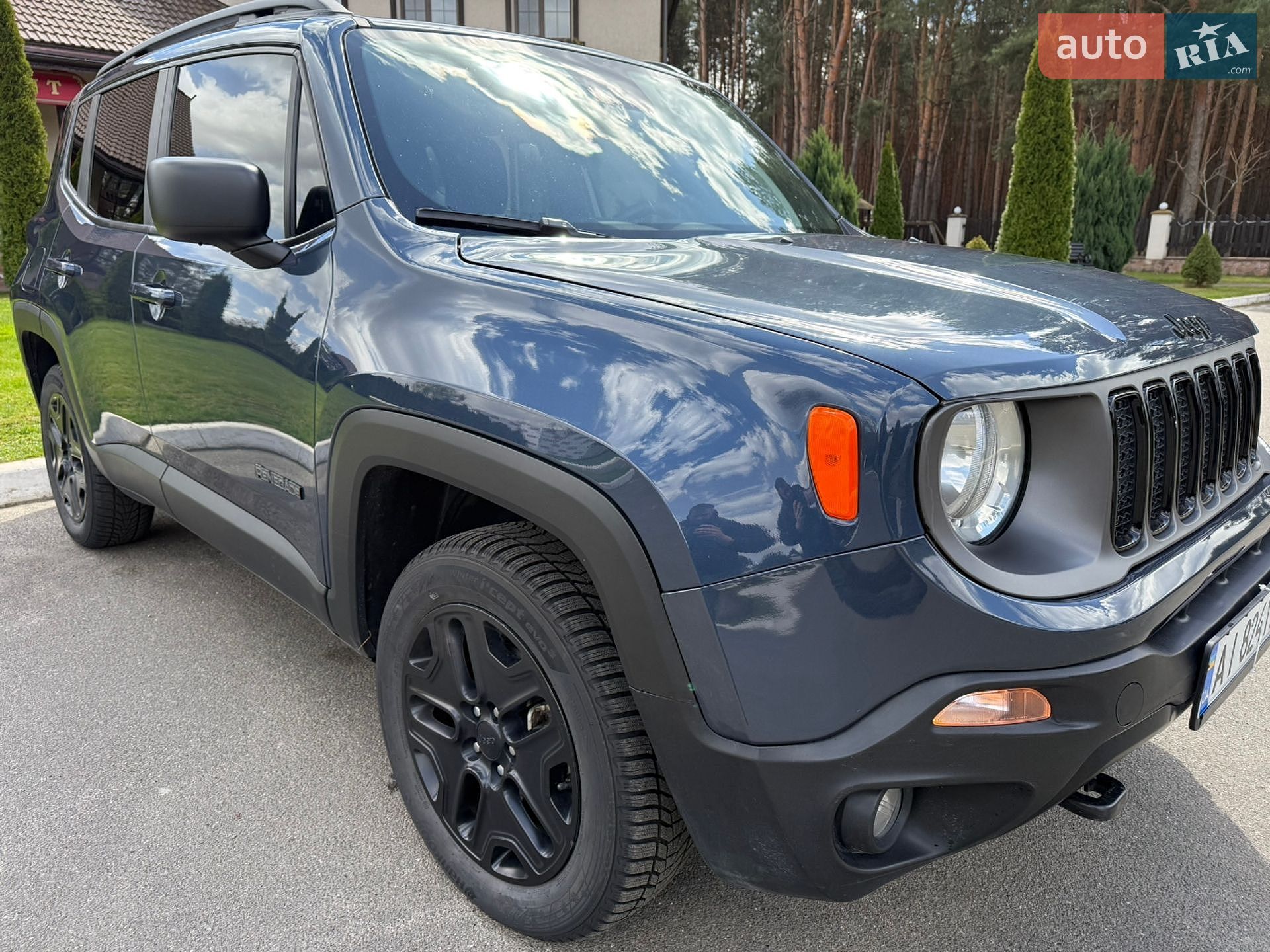 Jeep Renegade 2021 VIN ZACNJDAB5MPM69768 фото оголошення 9 з 36