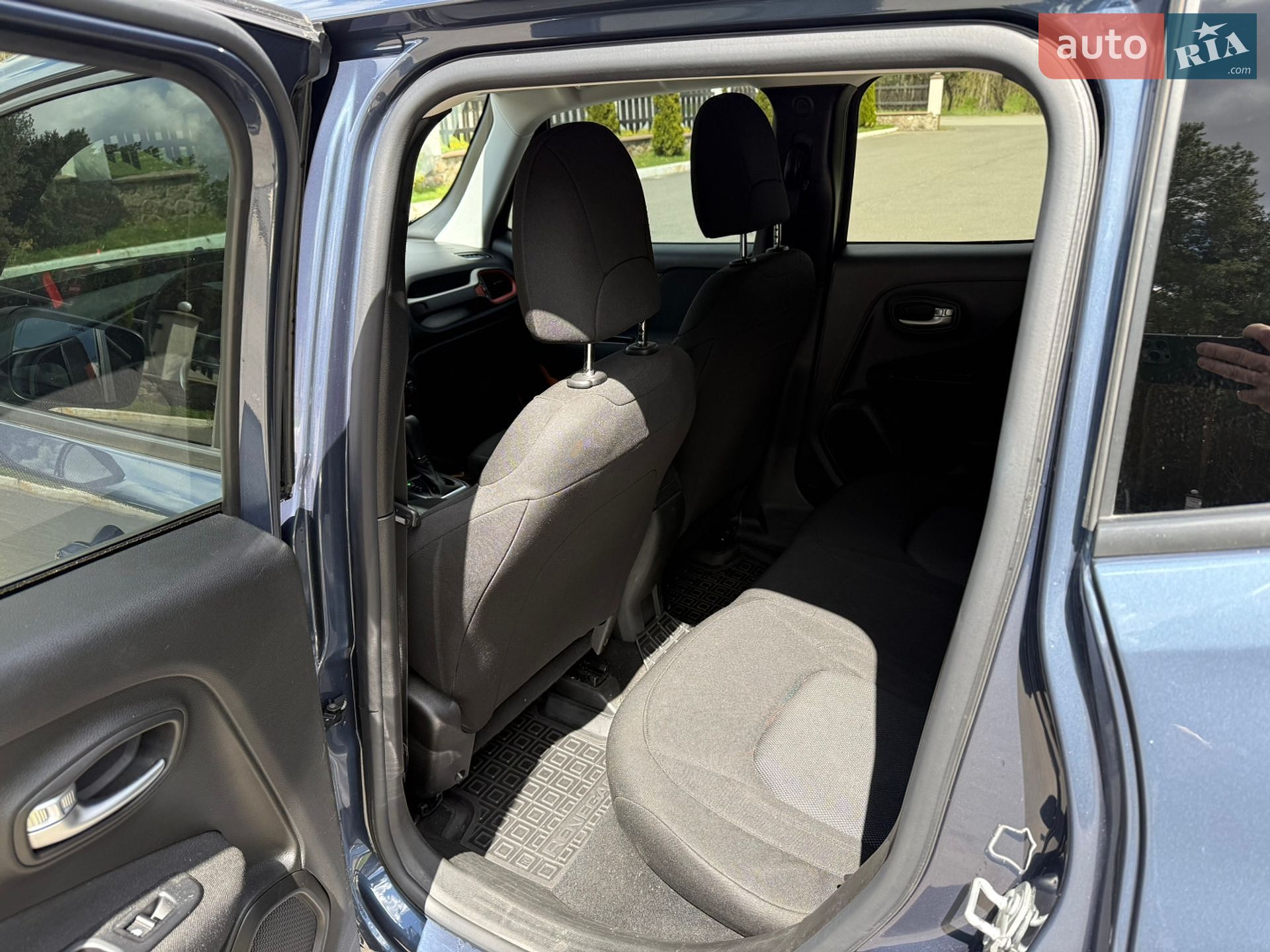Jeep Renegade 2021 VIN ZACNJDAB5MPM69768 фото оголошення 33 з 36