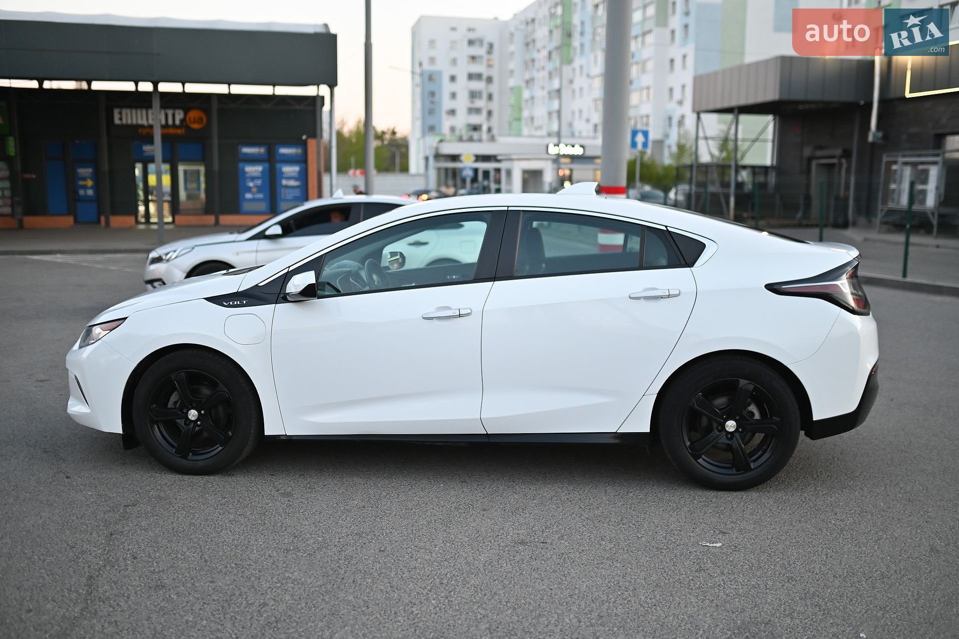 Chevrolet Volt 2016 VIN 1G1RA6S56HU104196 фото оголошення 11 з 53