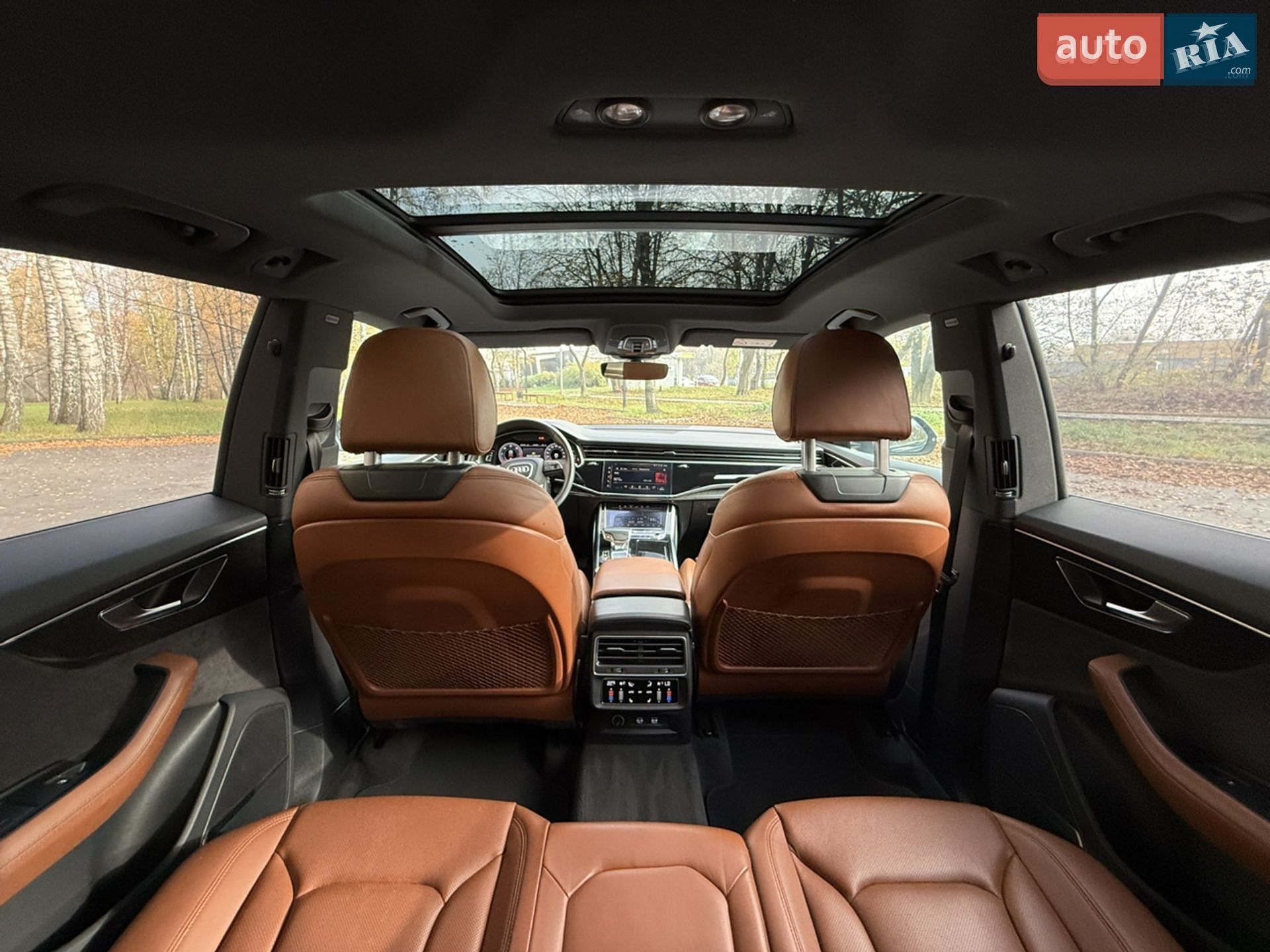 Audi Q8 2018 VIN WAUZZZF16KD000806 фото оголошення 2 з 29